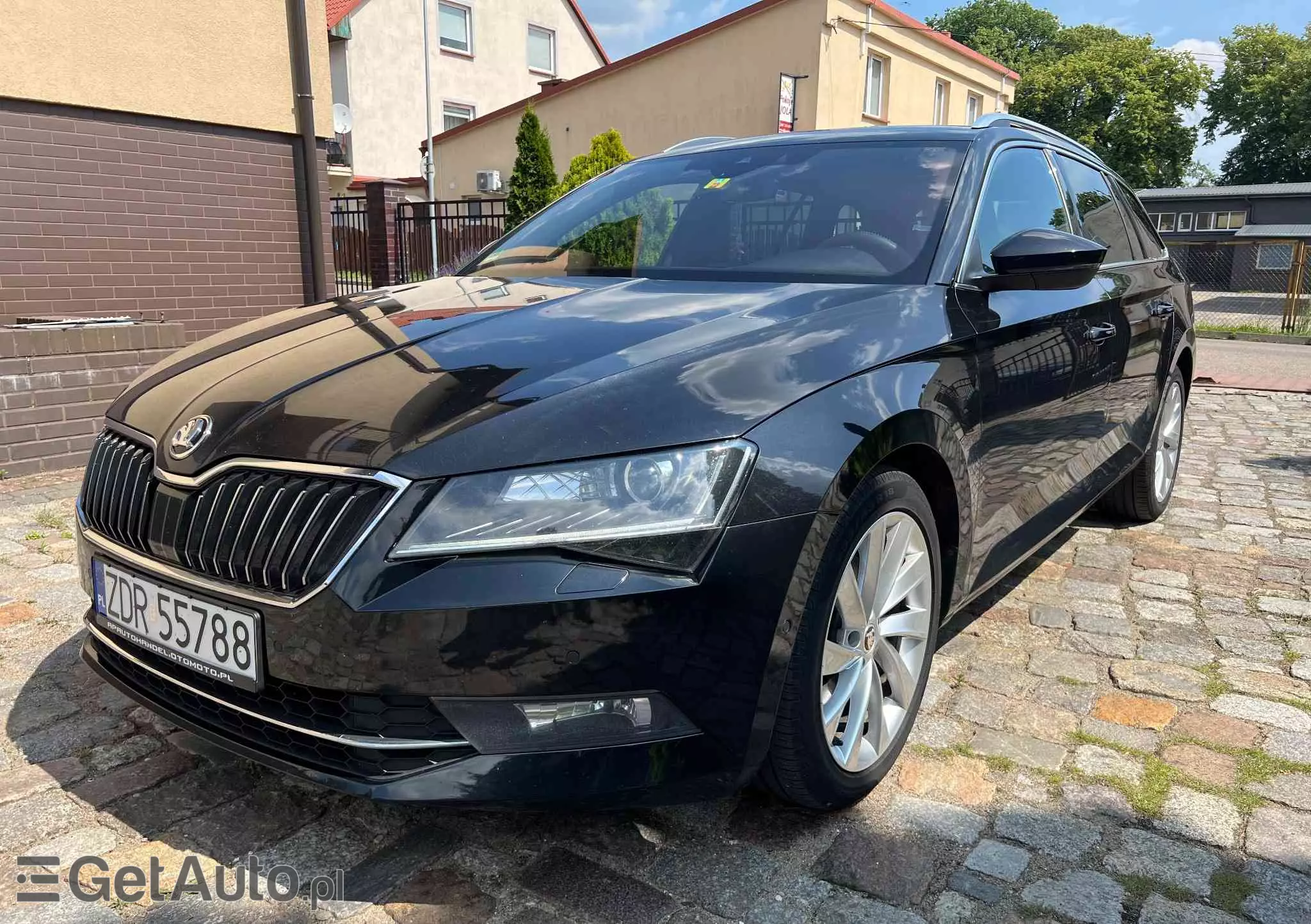 SKODA Superb 2.0 TDI Ambition DSG