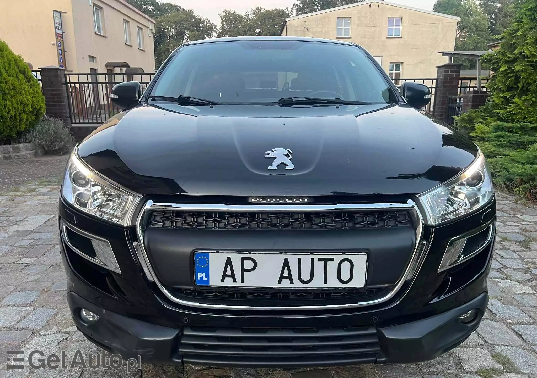 PEUGEOT 4008 HDI FAP 115 Stop & Start Allure