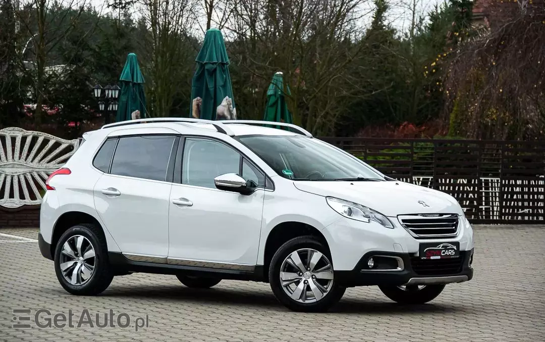 PEUGEOT 2008 1.2 VTi Allure