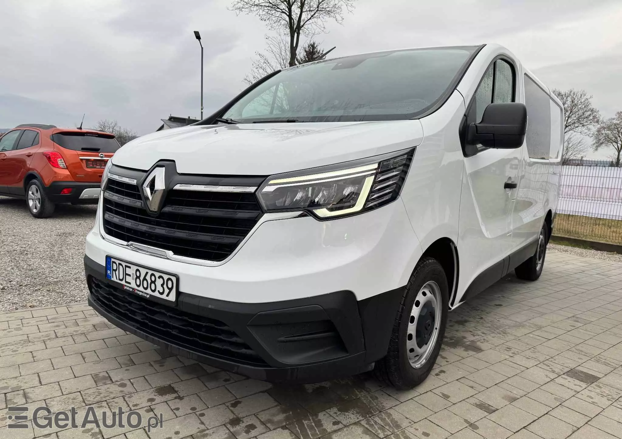 RENAULT Trafic nowy model ! 