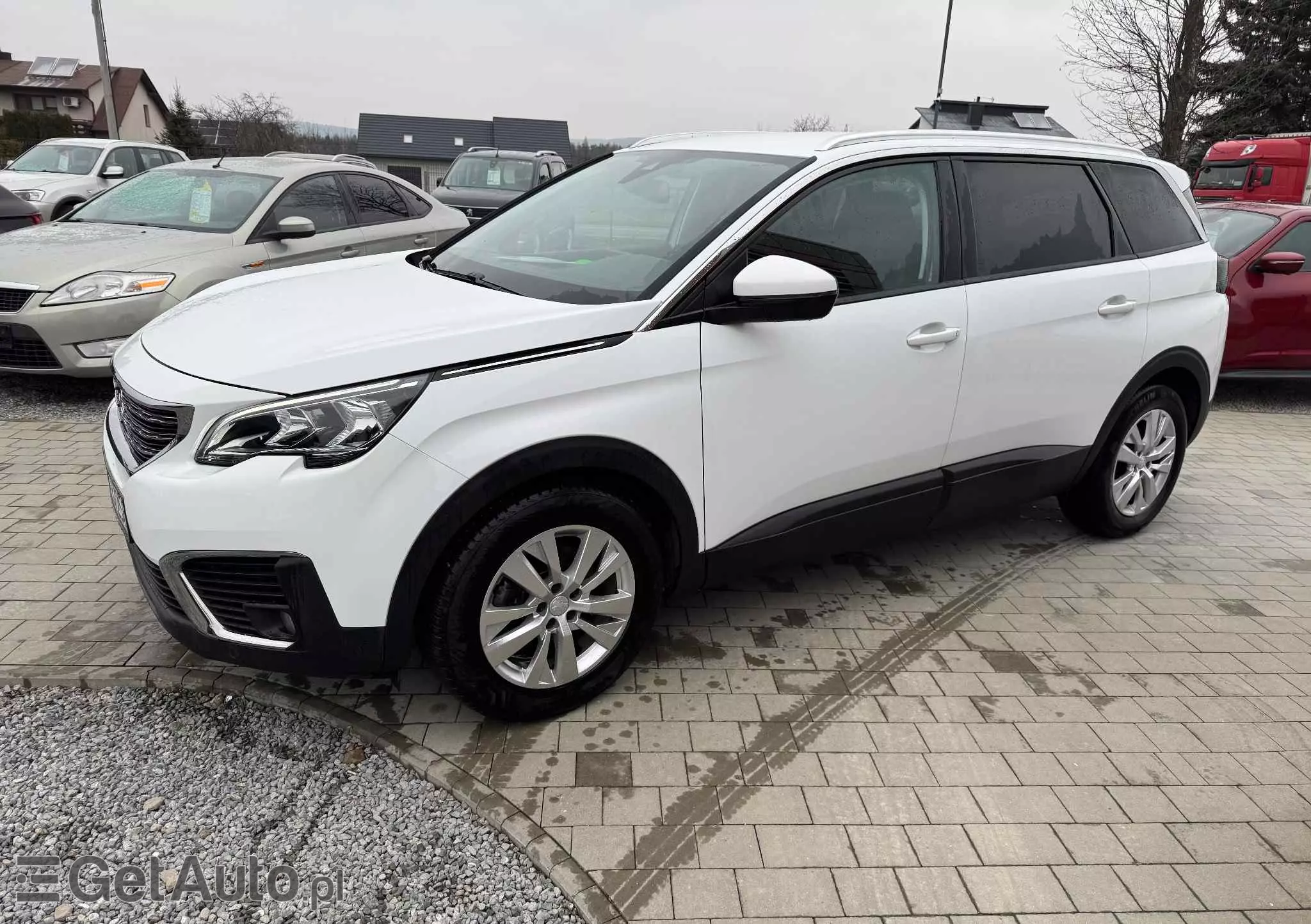 PEUGEOT 5008 1.5 BlueHDi Active S&S