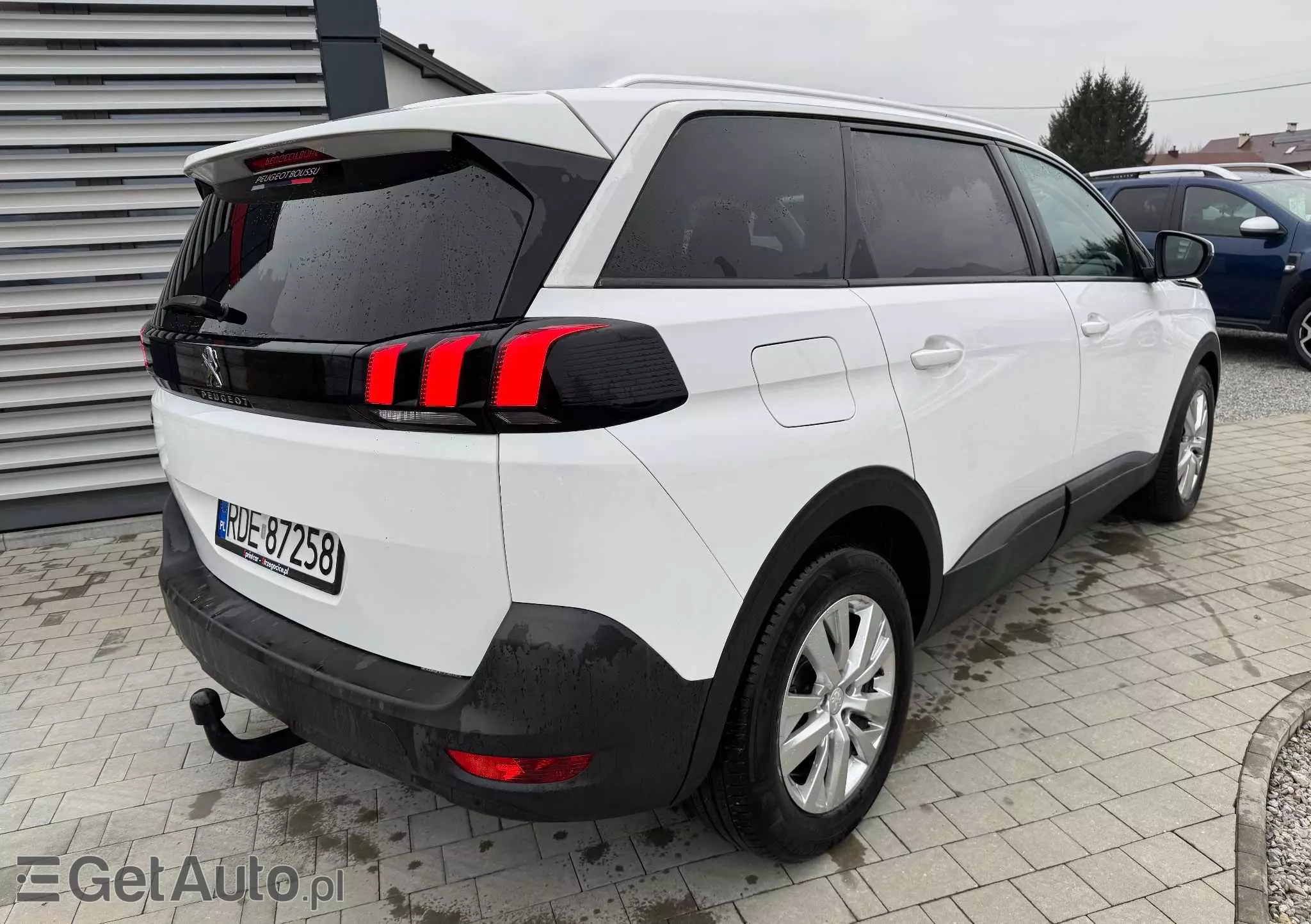 PEUGEOT 5008 1.5 BlueHDi Active S&S