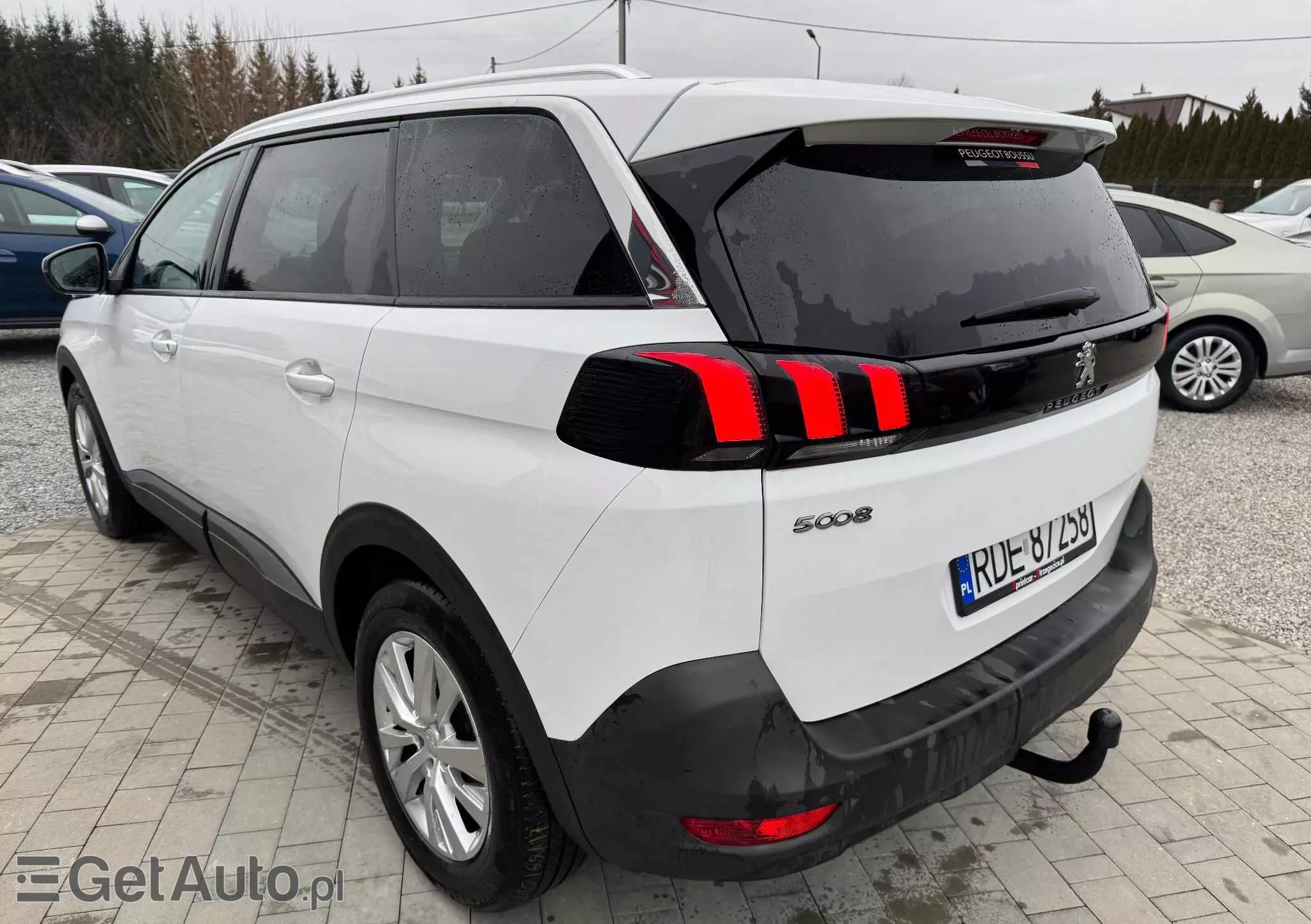 PEUGEOT 5008 1.5 BlueHDi Active S&S