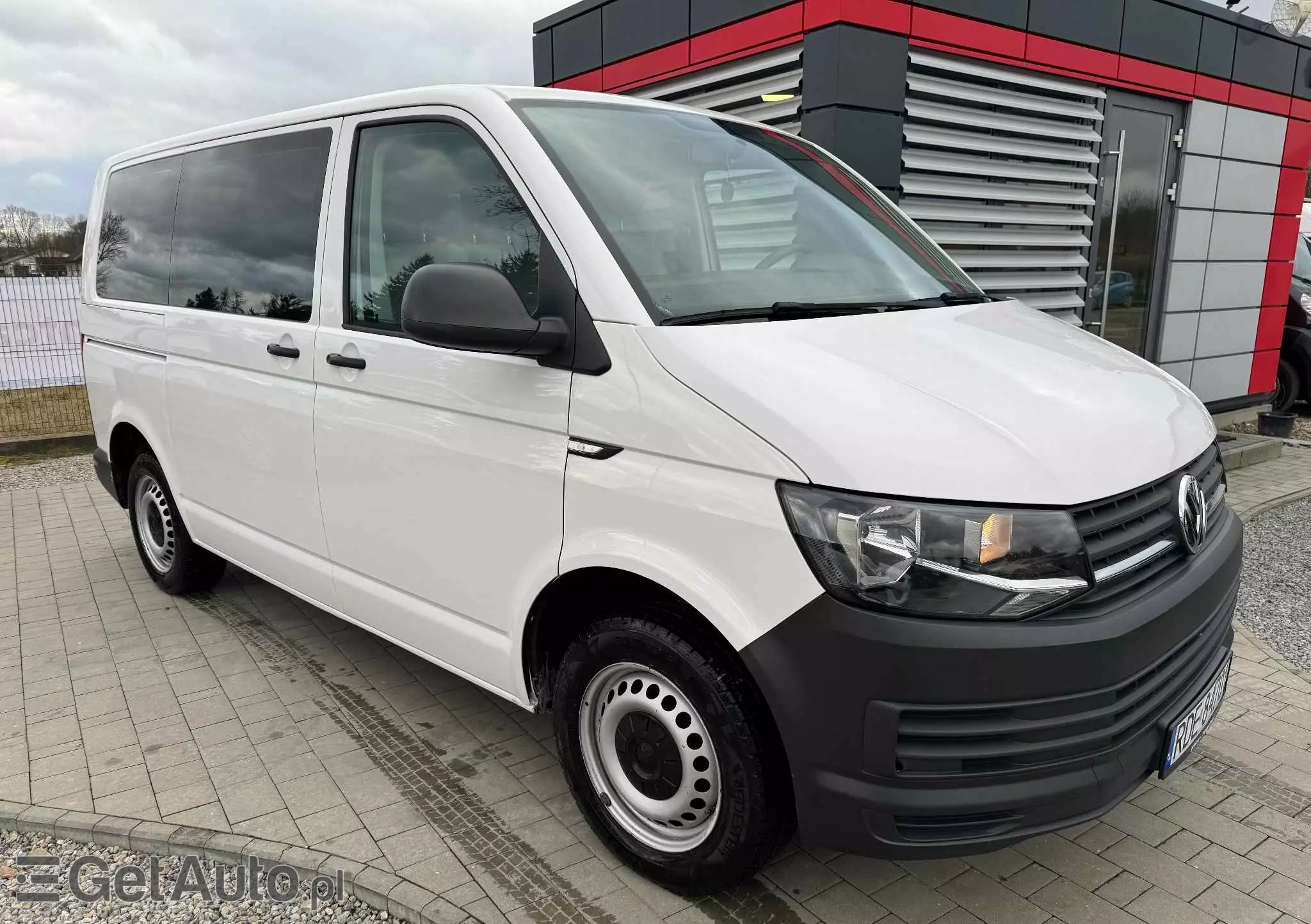 VOLKSWAGEN Transporter 