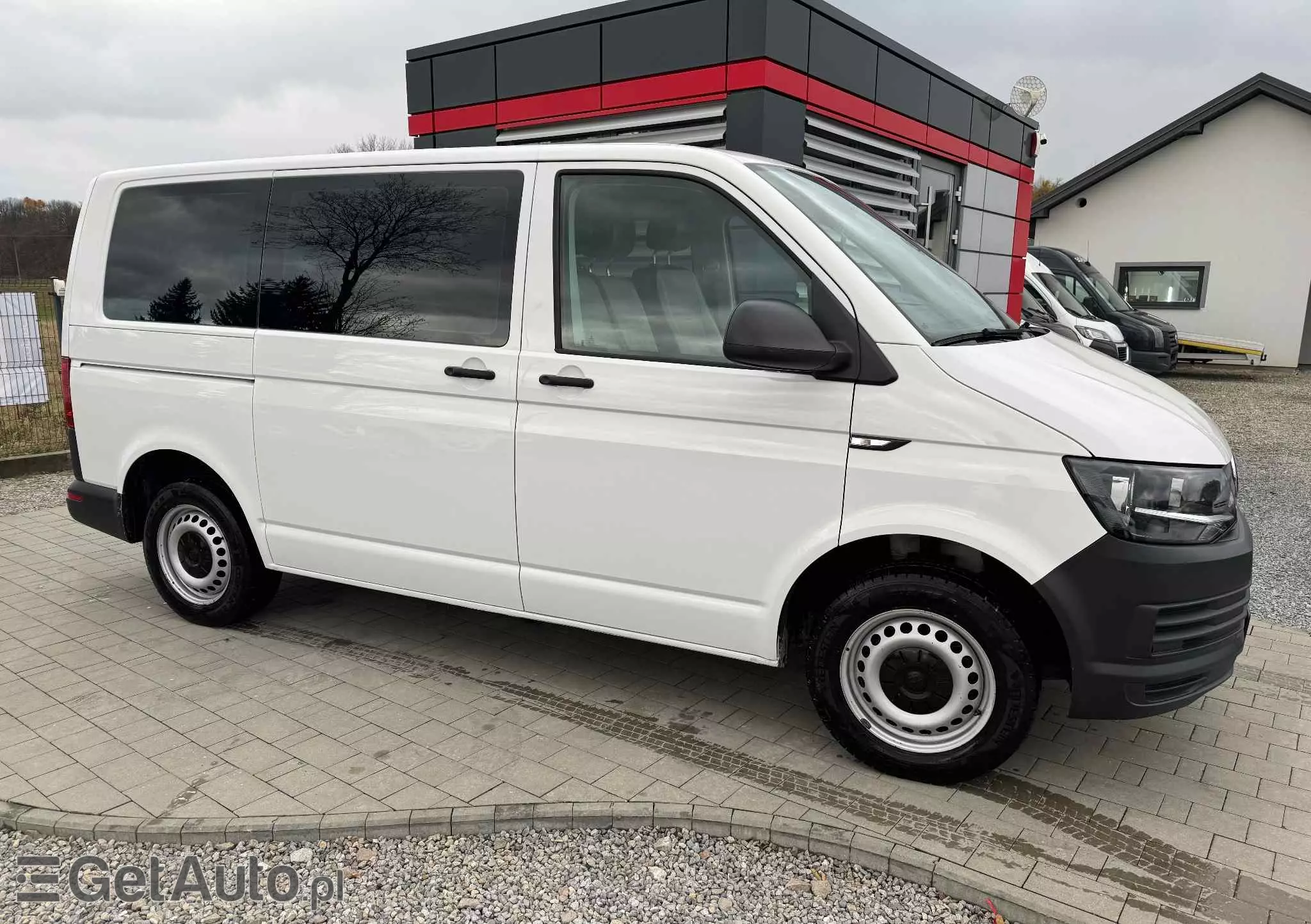 VOLKSWAGEN Transporter 