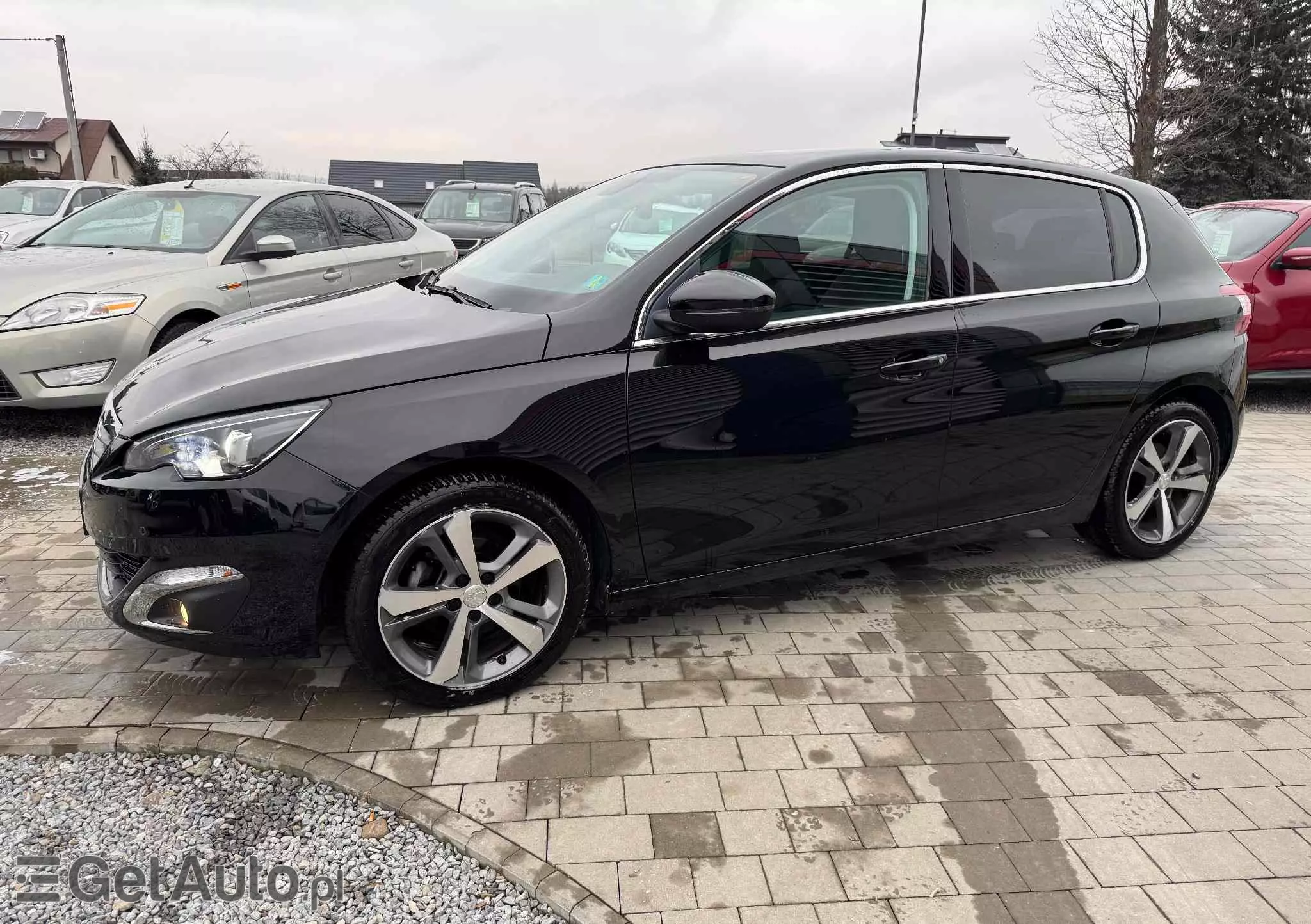 PEUGEOT 308 1.2 PureTech Allure S&S