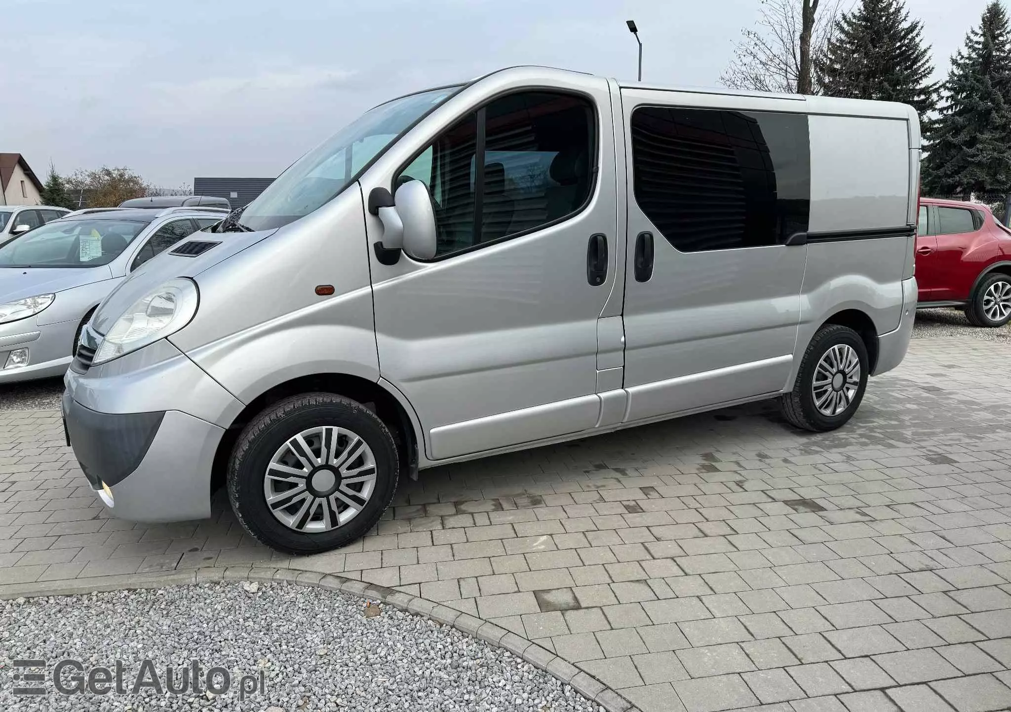 OPEL Vivaro 