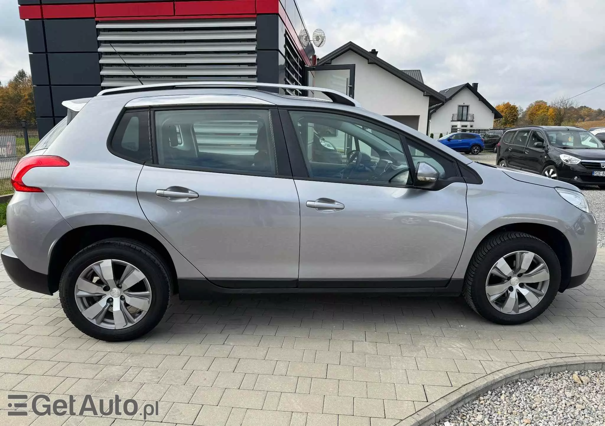 PEUGEOT 2008 1.2 Pure Tech Style