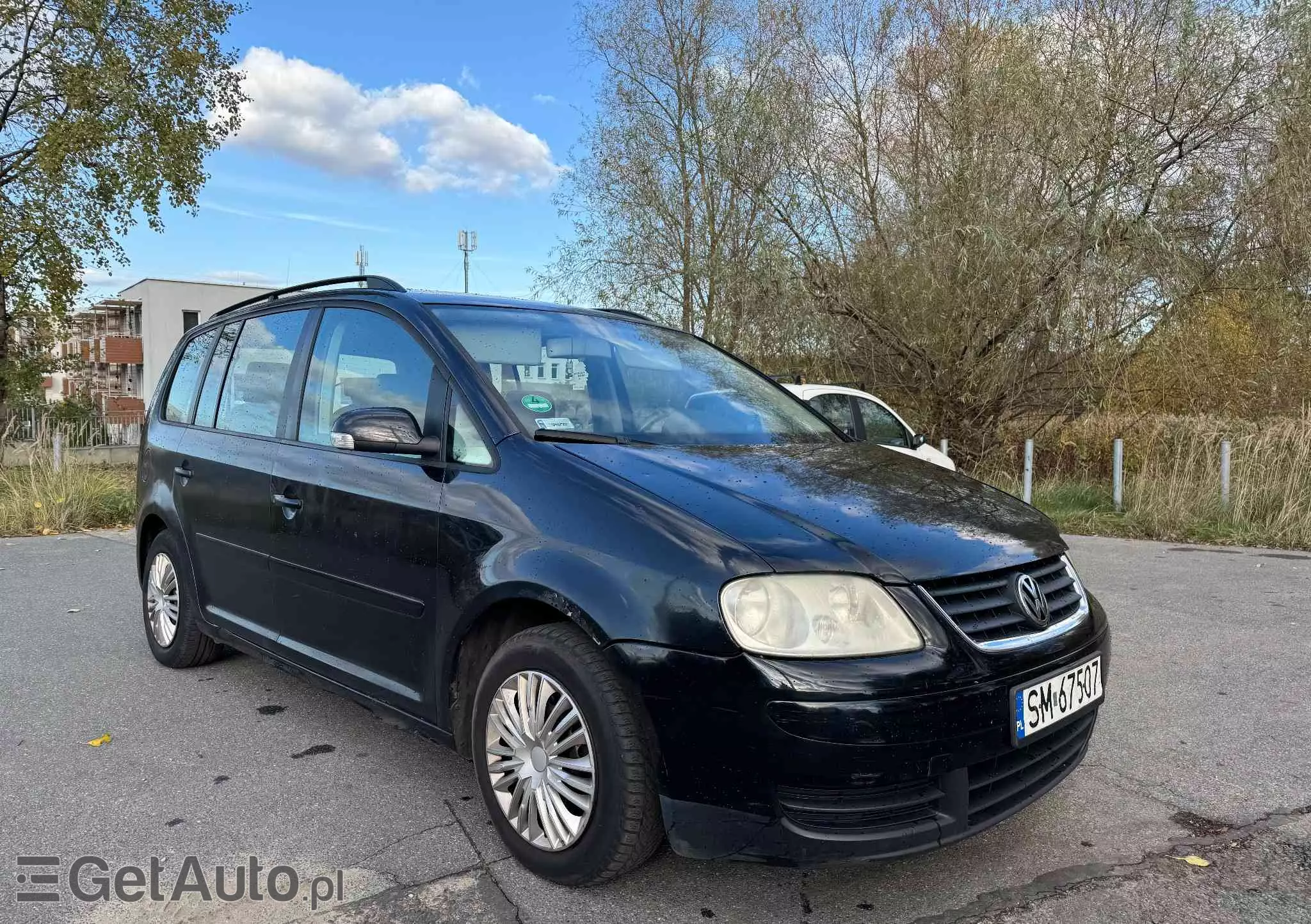 VOLKSWAGEN Touran 1.6 Basis