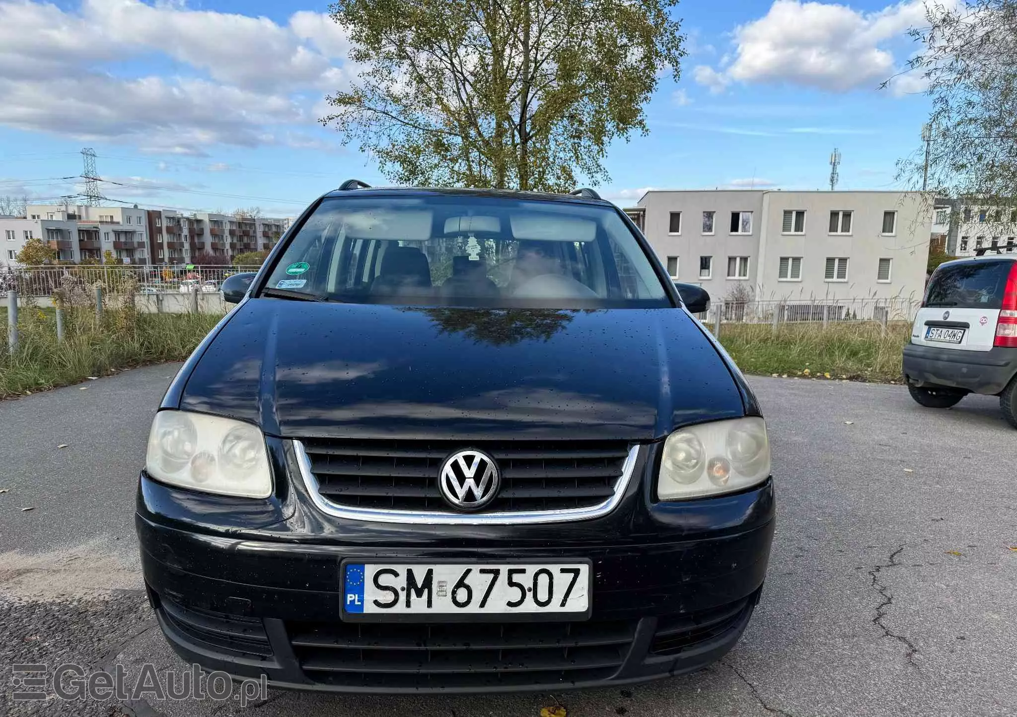 VOLKSWAGEN Touran 1.6 Basis