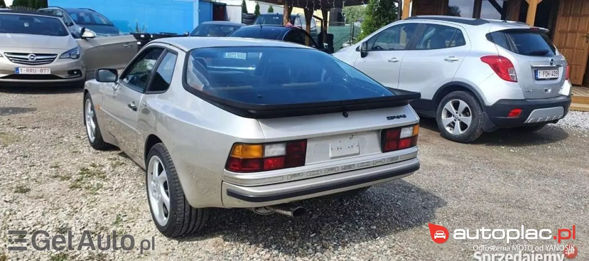 PORSCHE 944 