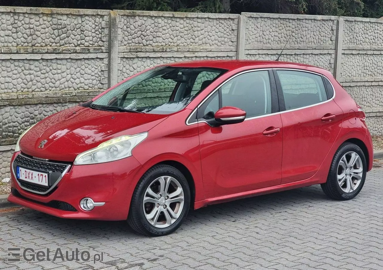 PEUGEOT 208 120 VTI Automatik Allure