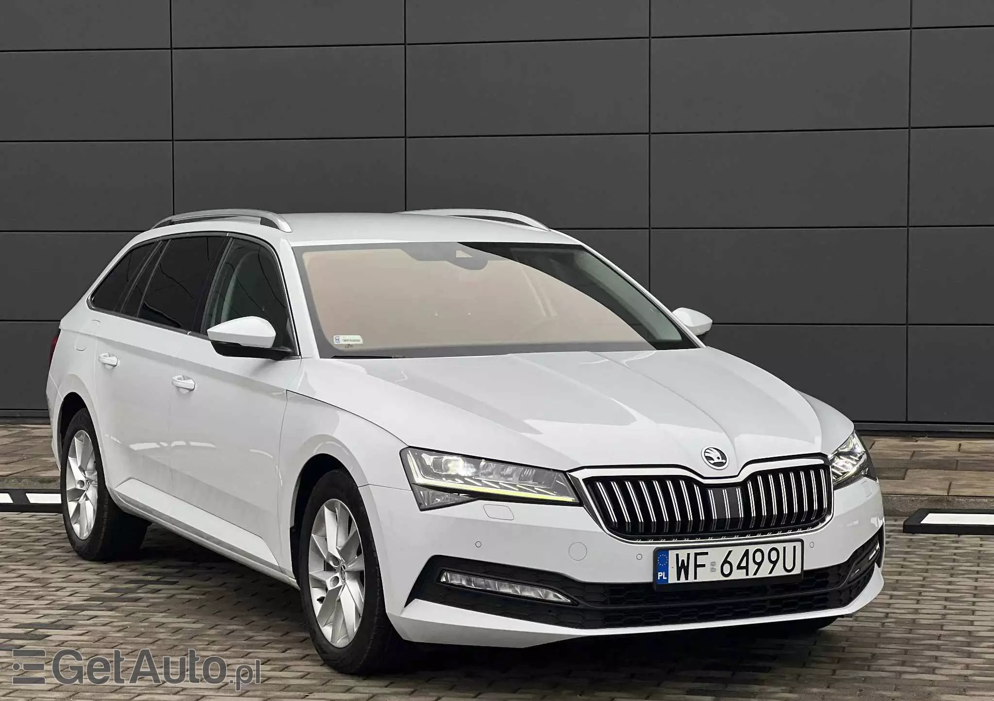 SKODA Superb 2.0 TDI SCR Ambition DSG