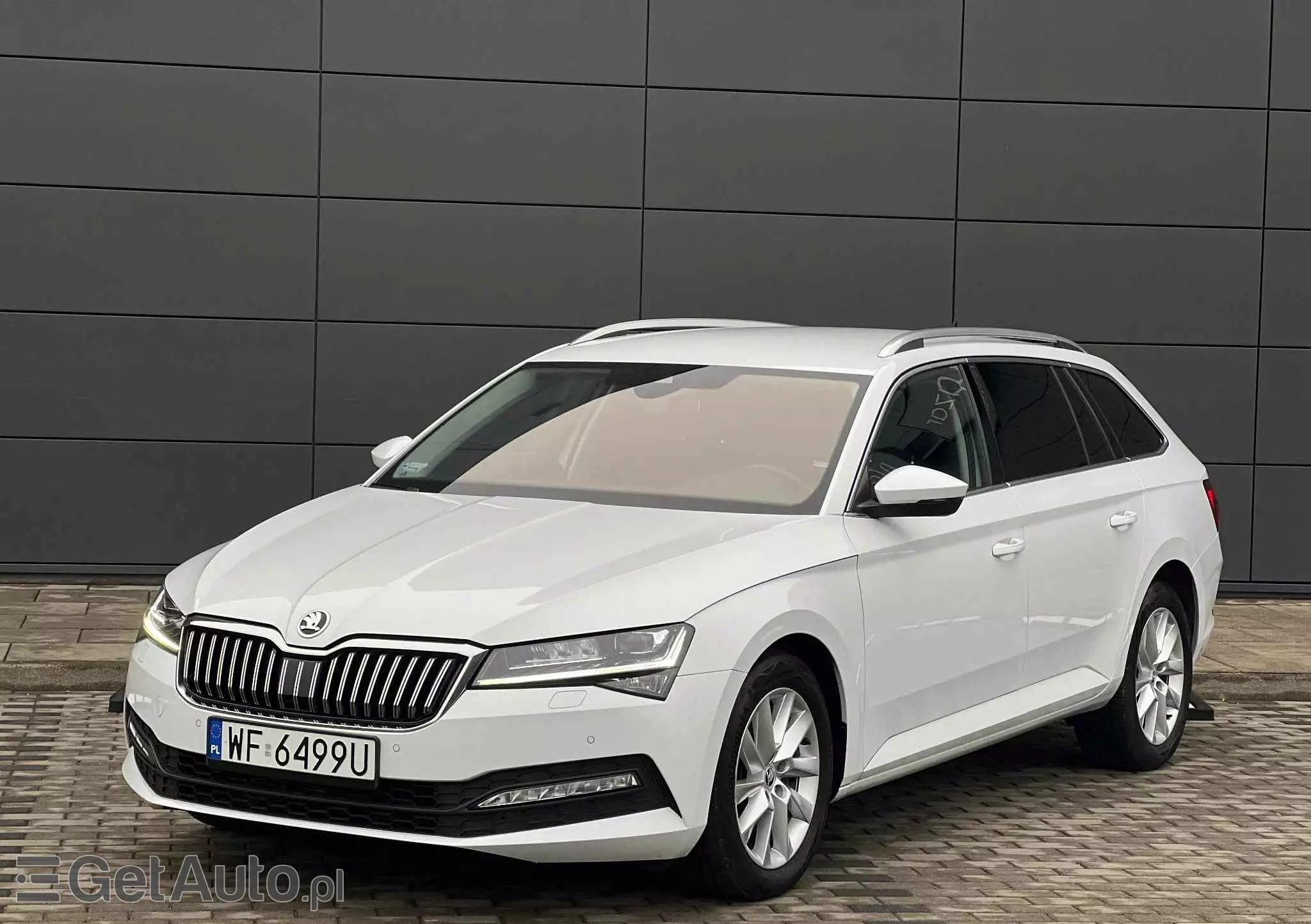 SKODA Superb 2.0 TDI SCR Ambition DSG