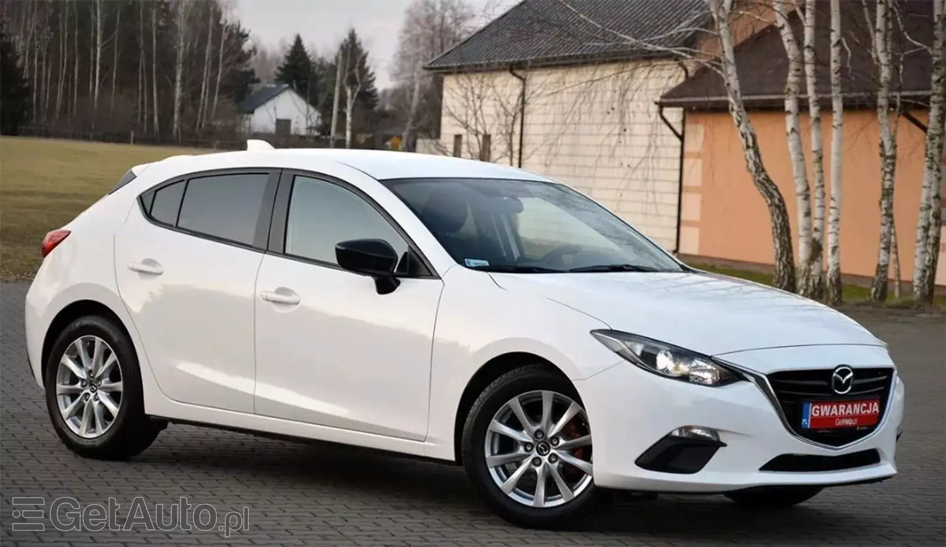 MAZDA 3 