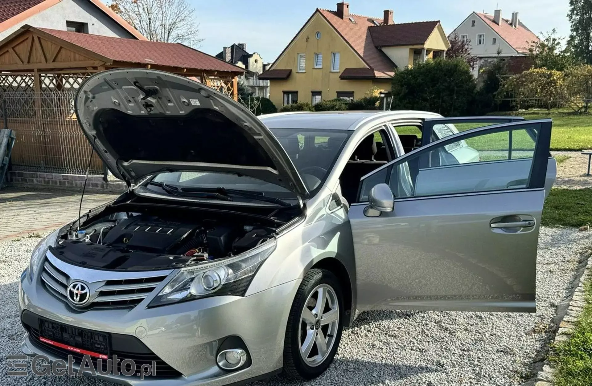 TOYOTA Avensis 