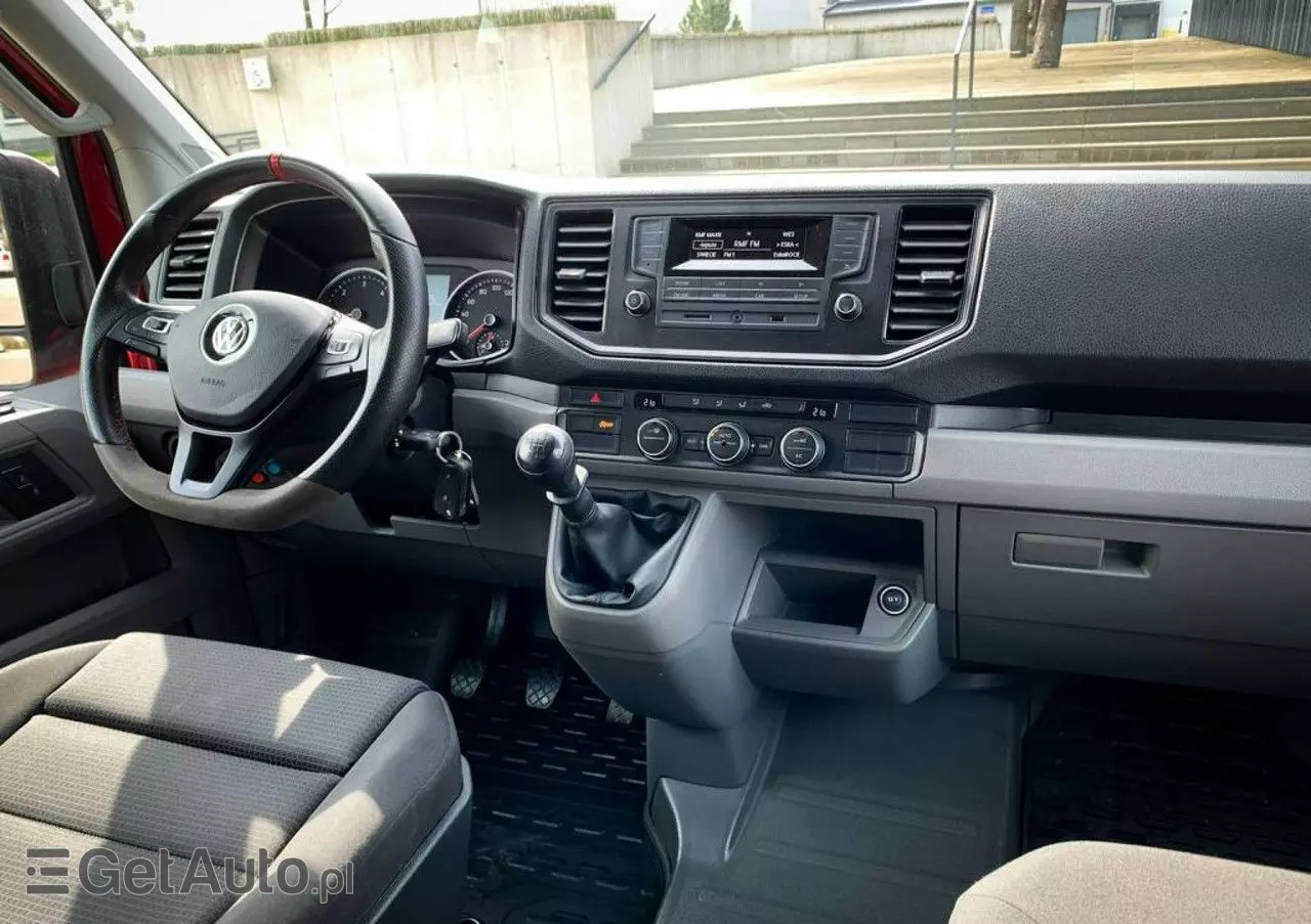 VOLKSWAGEN Crafter 