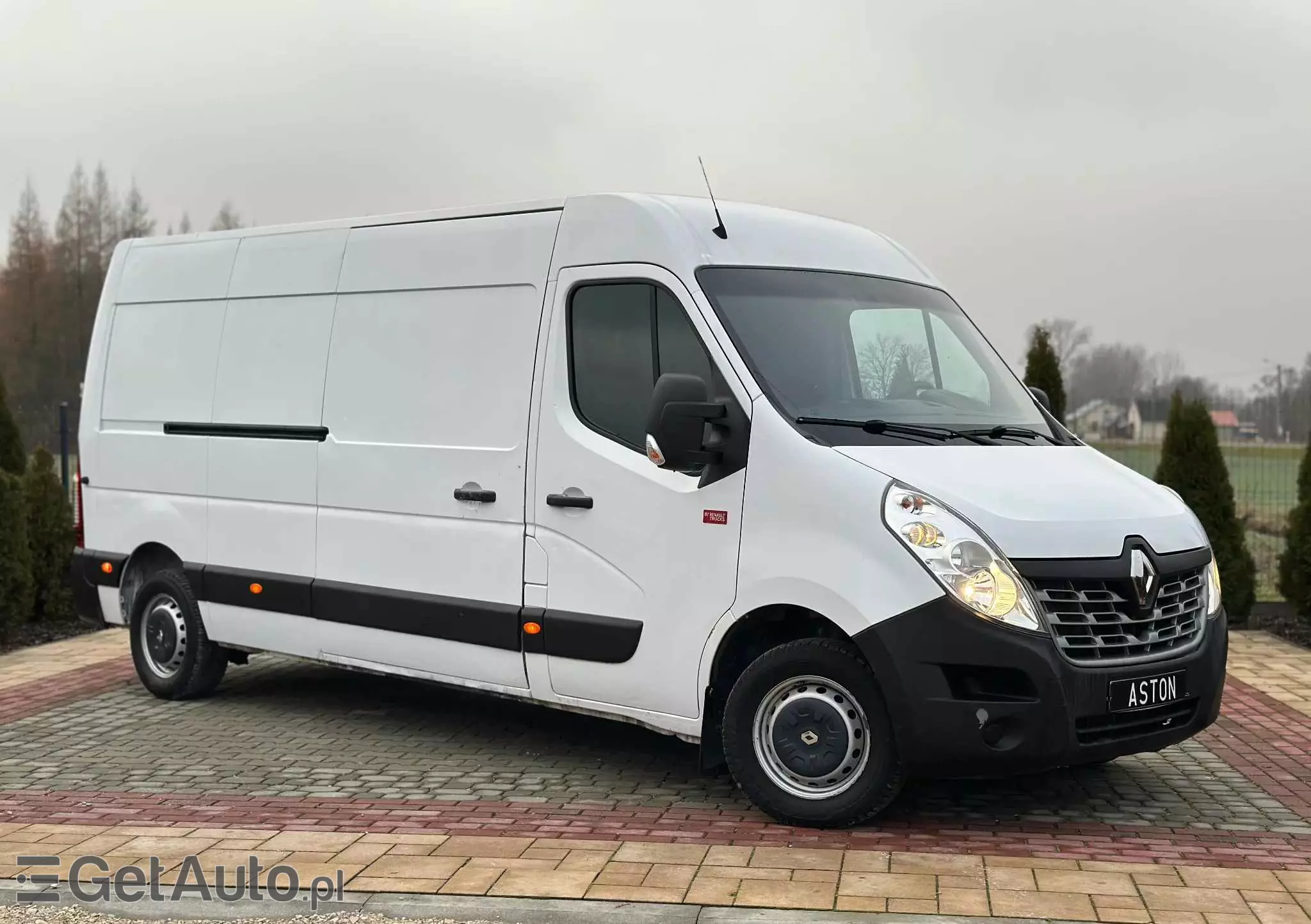 RENAULT Master 