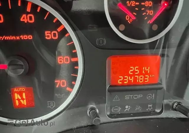 CITROËN Berlingo 1,6 Hdi 100 KM automat 3-os. klima 