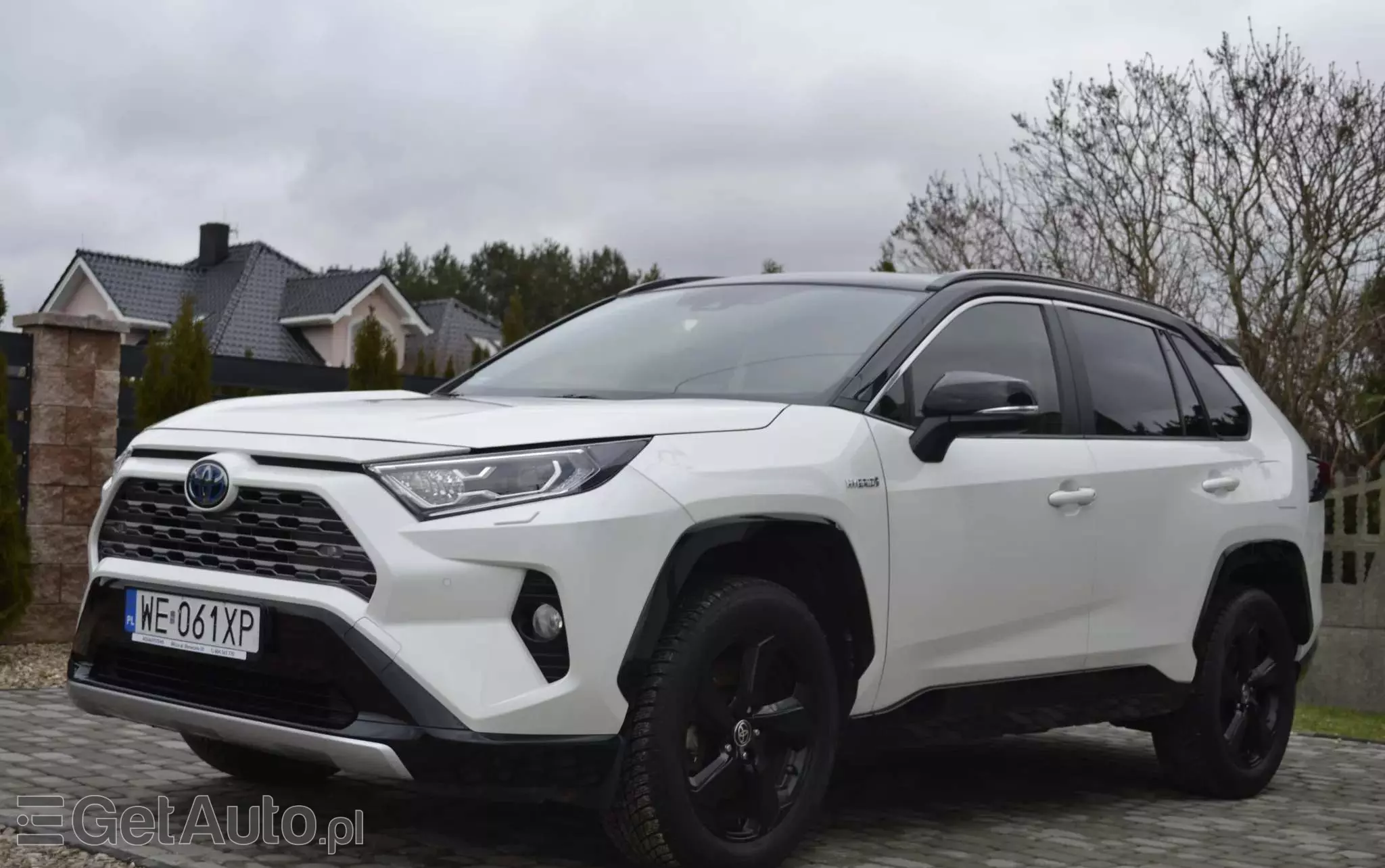 TOYOTA RAV4 