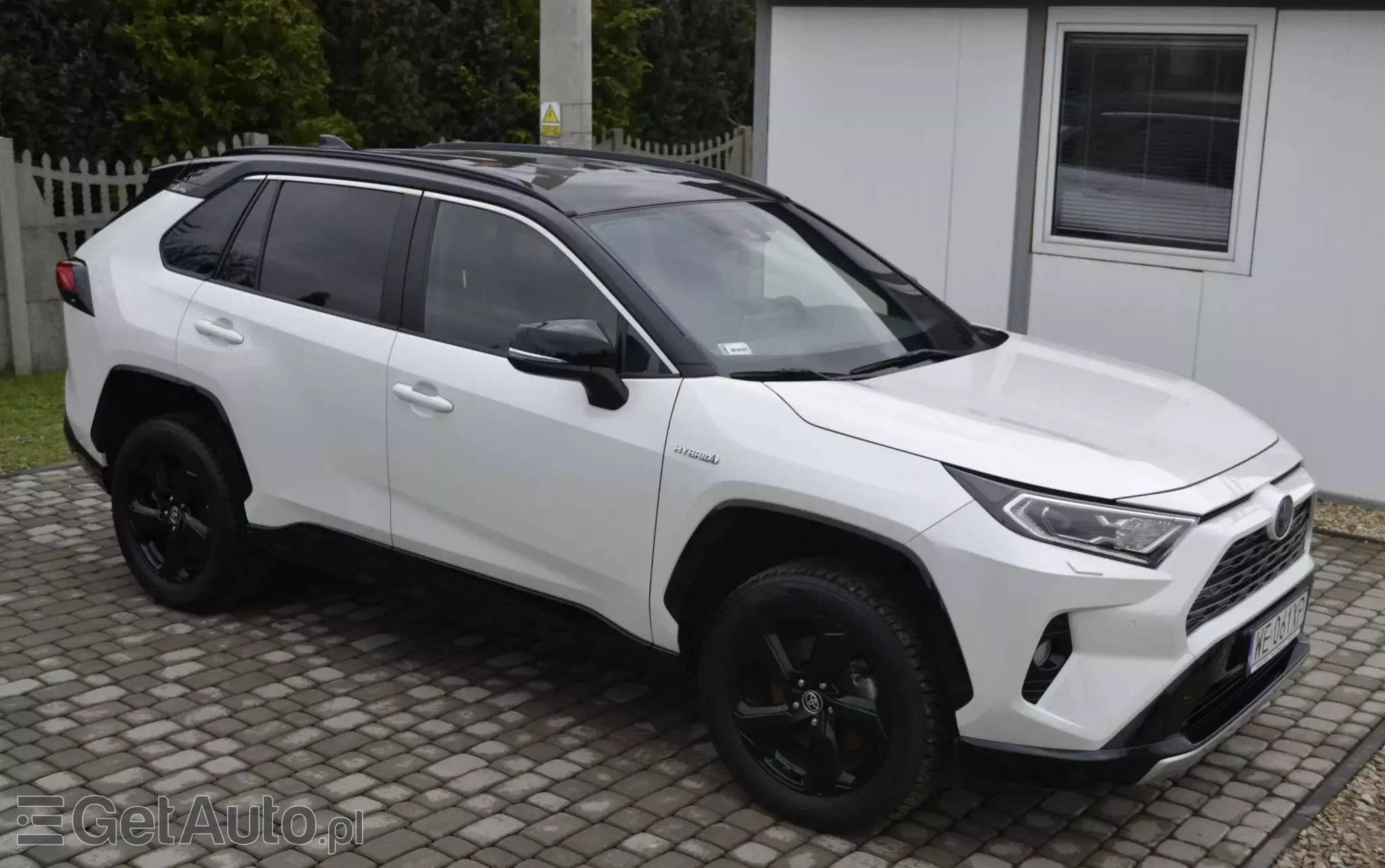 TOYOTA RAV4 