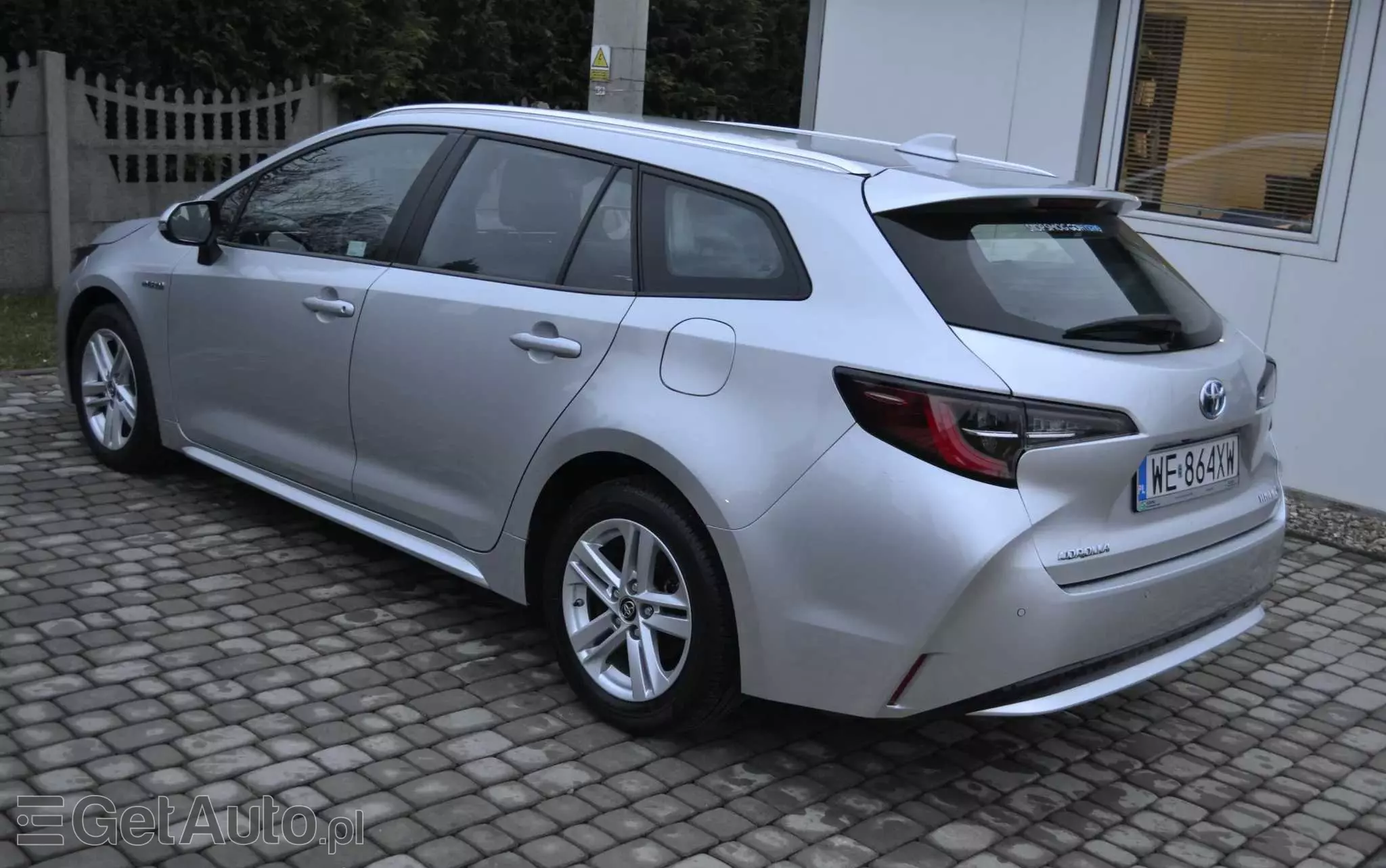 TOYOTA Corolla 1.8 Hybrid Comfort