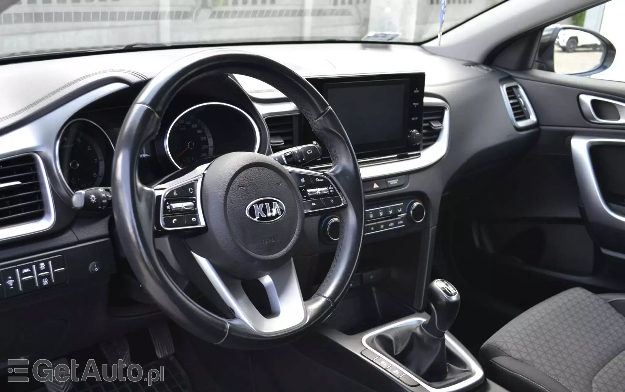 KIA Ceed 1.4 T-GDI M