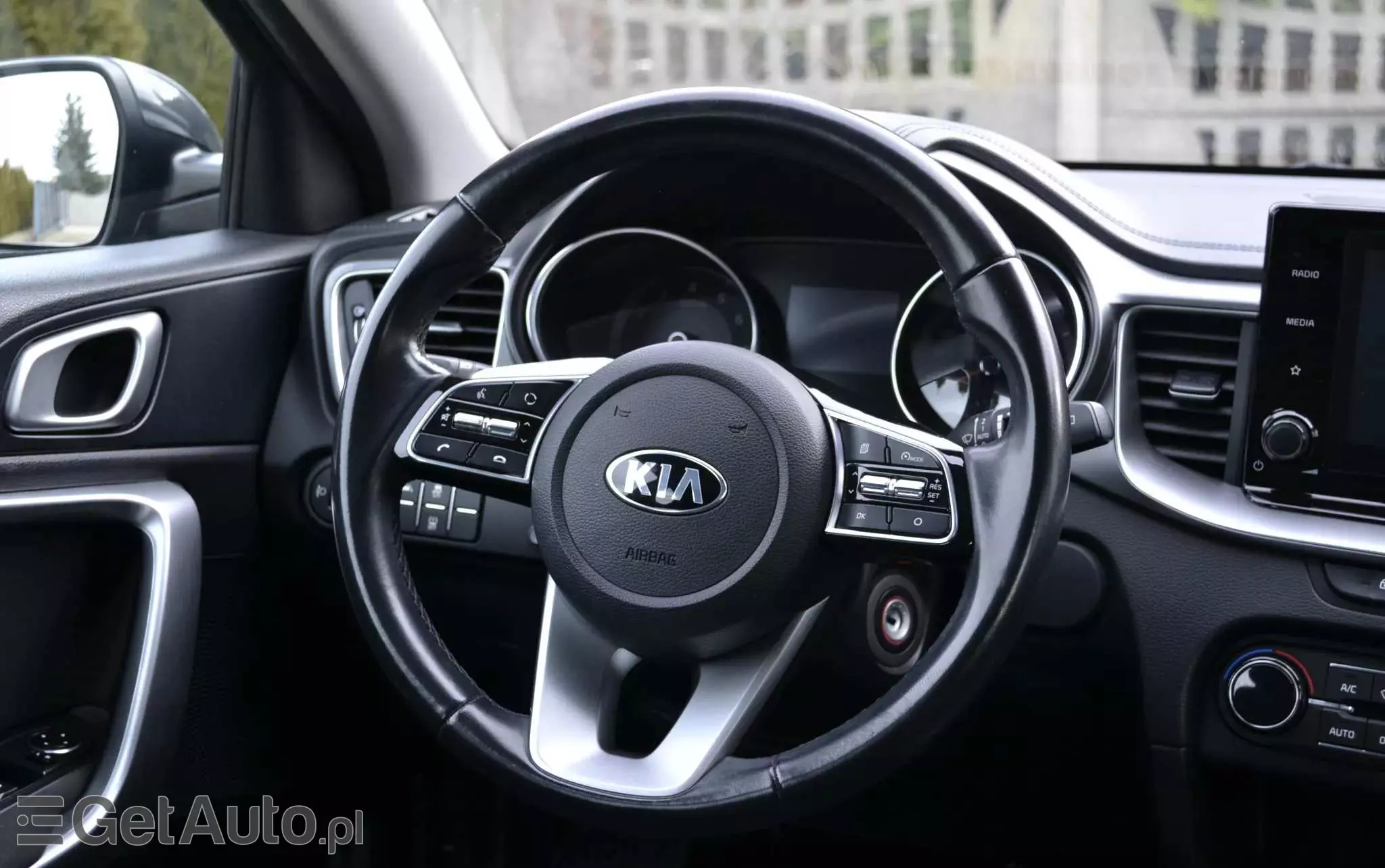 KIA Ceed 1.4 T-GDI M