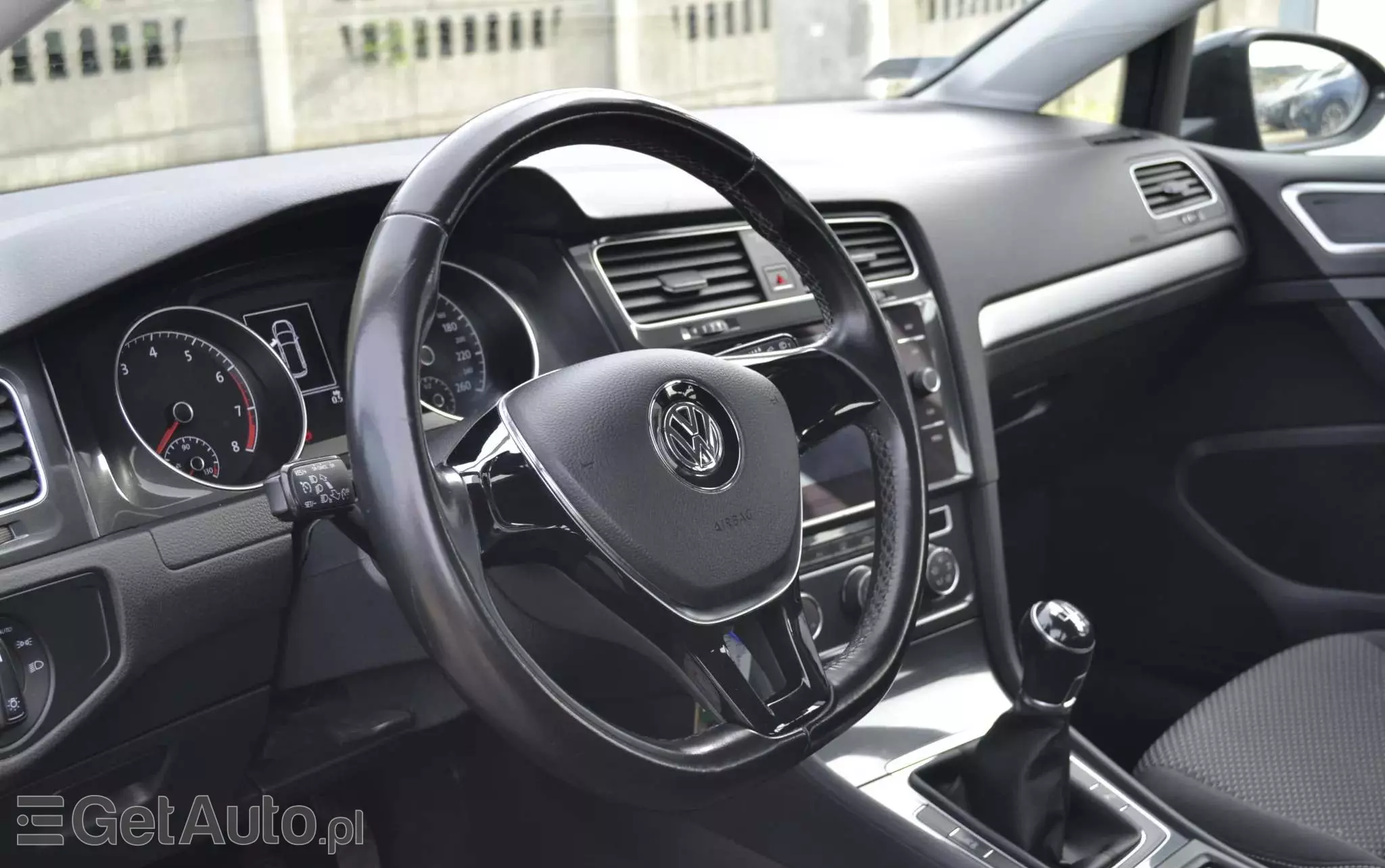 VOLKSWAGEN Golf VII 1.0 TSI BMT Comfortline