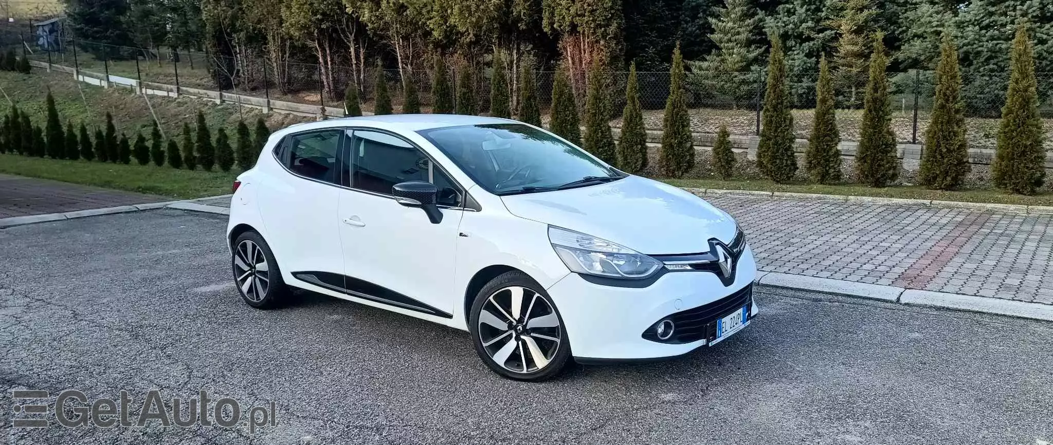 RENAULT Clio ENERGY dCi 90 EDC Dynamique