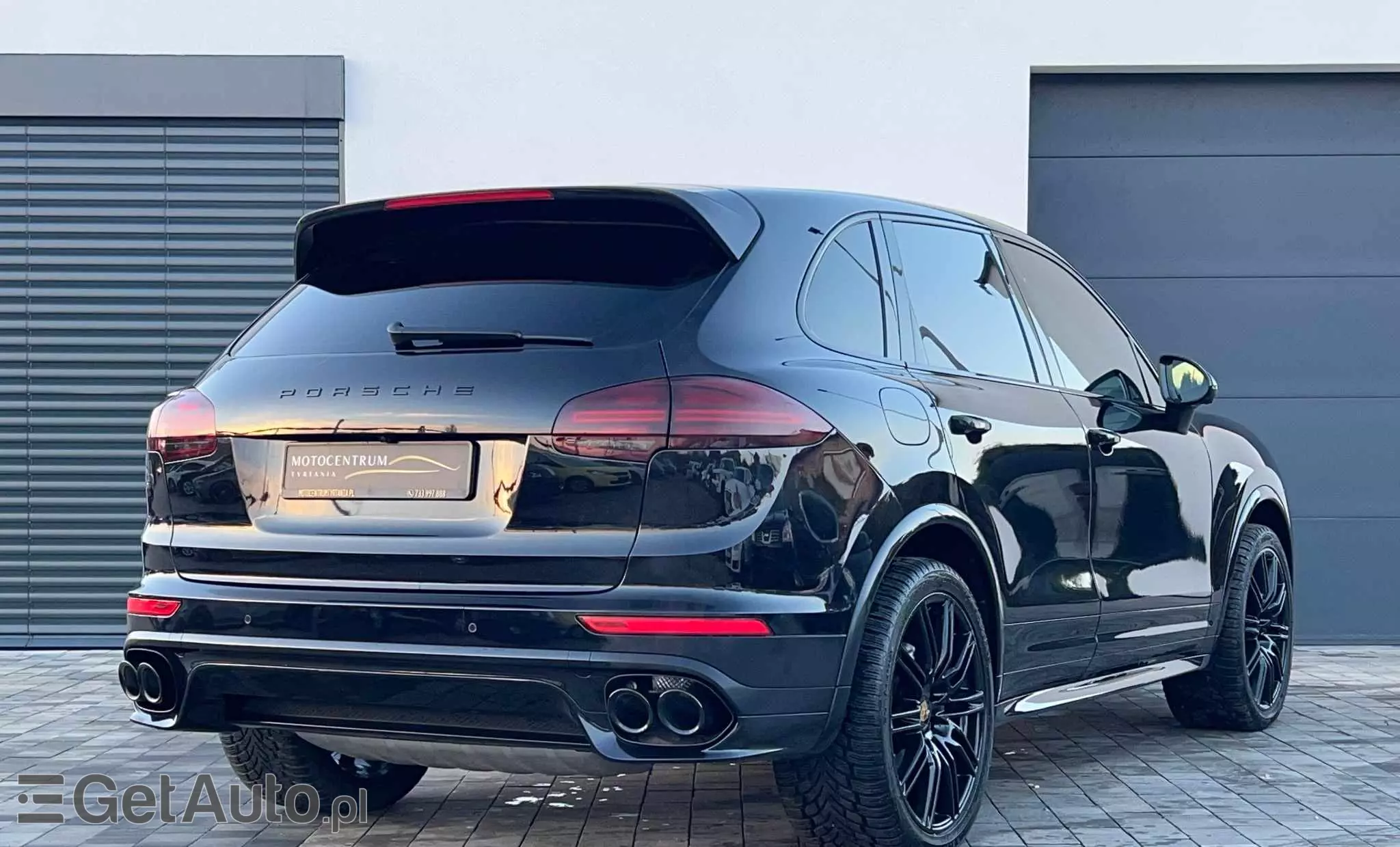 PORSCHE Cayenne S Diesel Platinum Edition