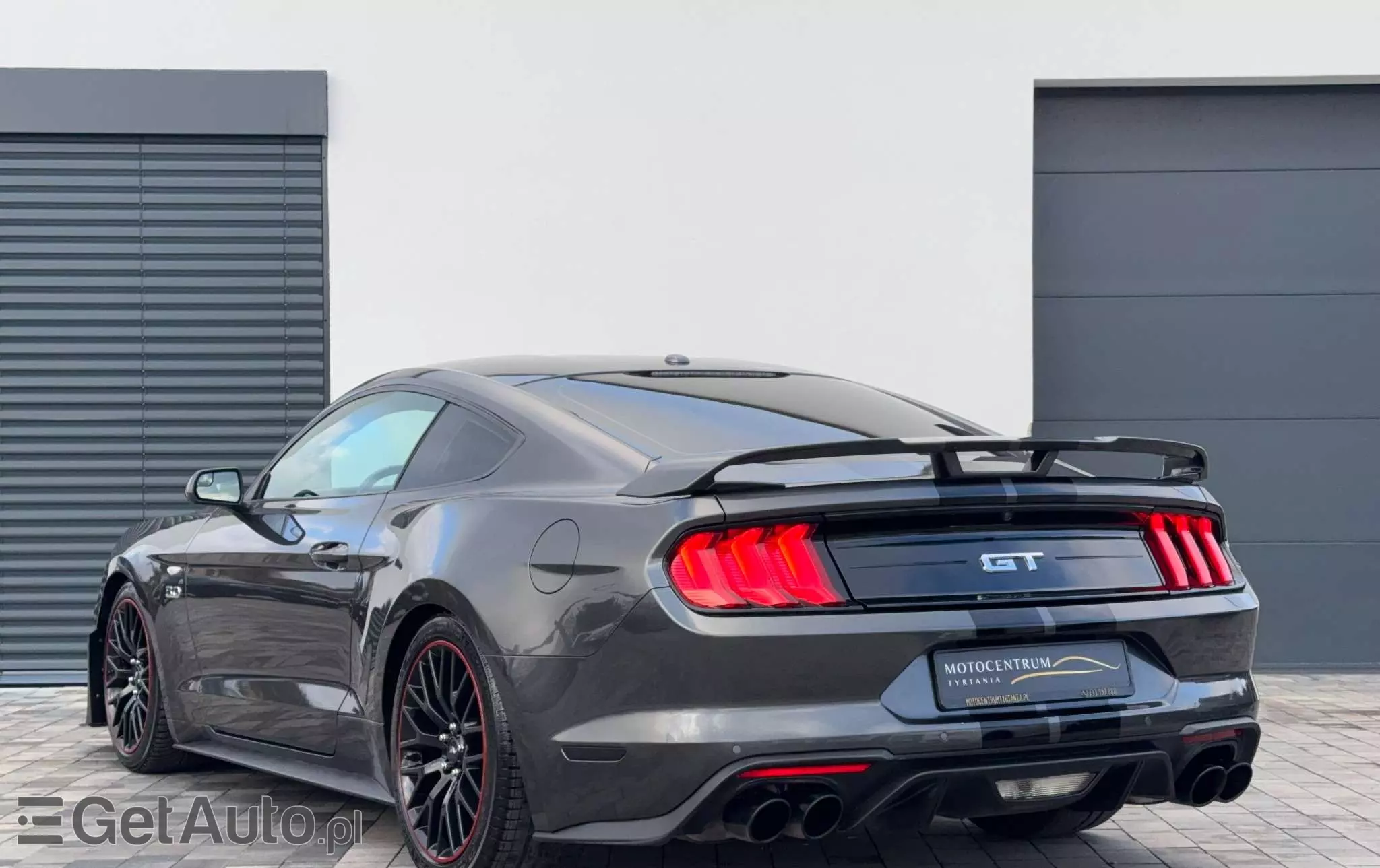 FORD Mustang Fastback 5.0 Ti-VCT V8 GT