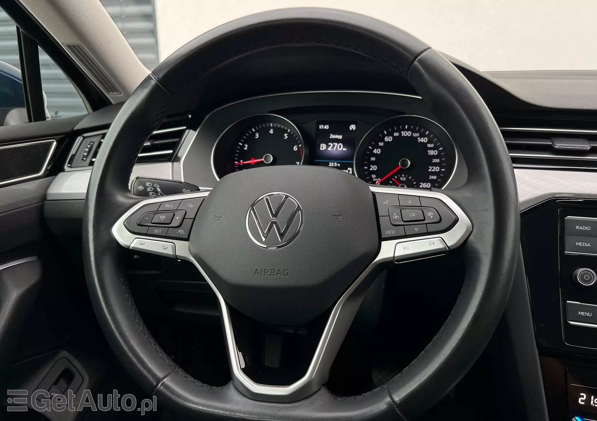 VOLKSWAGEN Passat Variant 1.5 TSI OPF Business