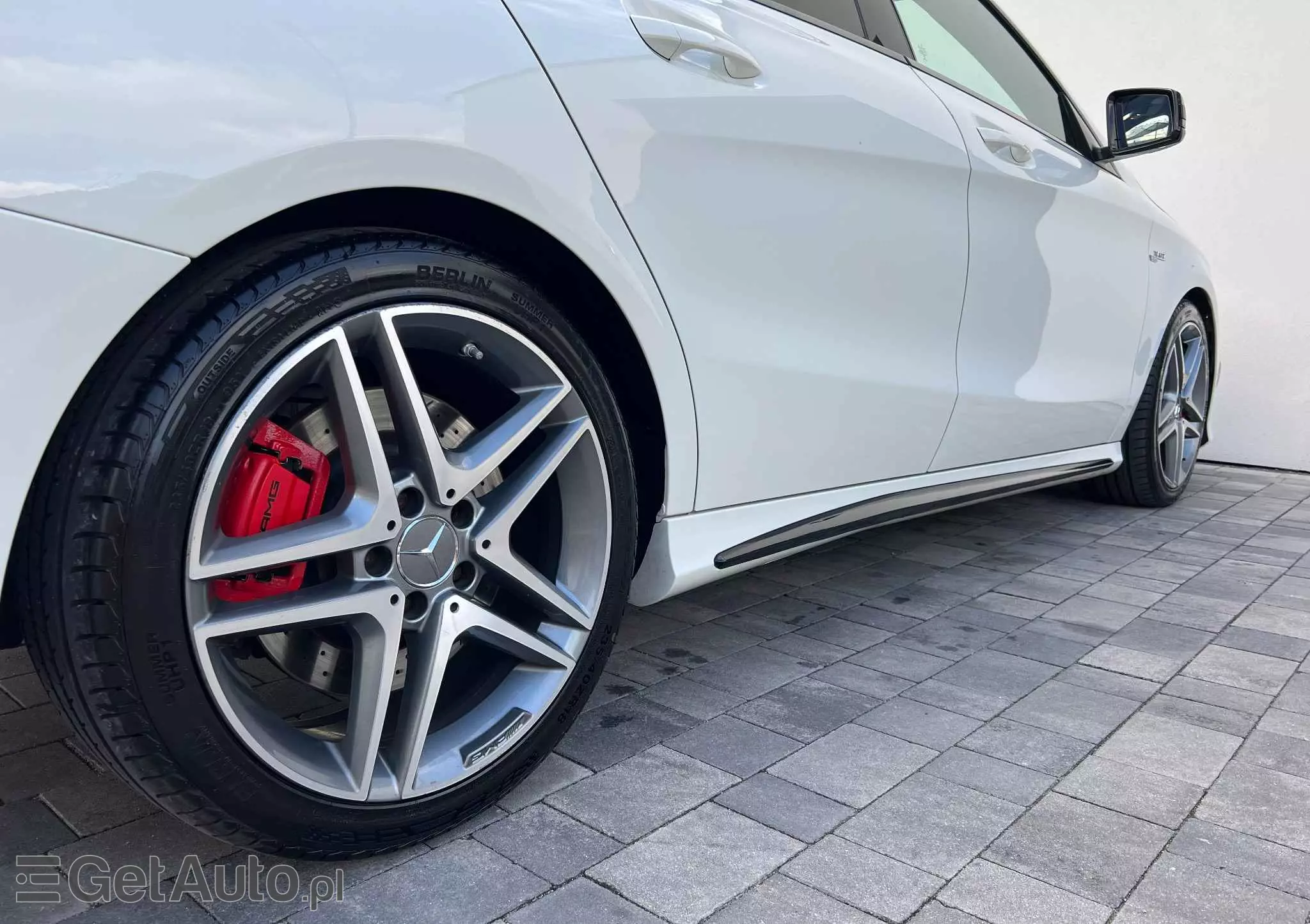 MERCEDES-BENZ CLA 45 AMG 4-Matic