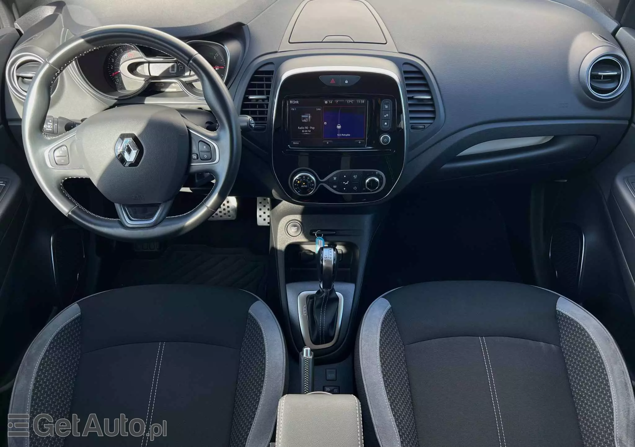 RENAULT Captur ENERGY TCe 120 EDC Bose Edition