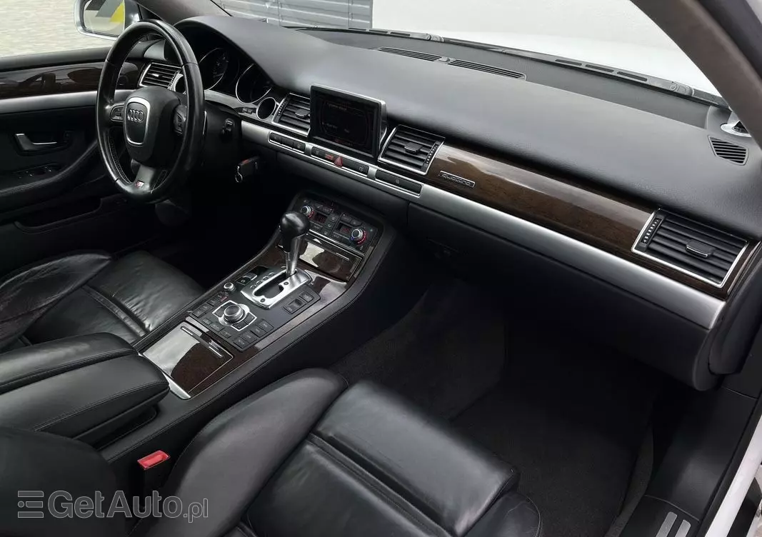 AUDI S8 5.2 FSI Quattro