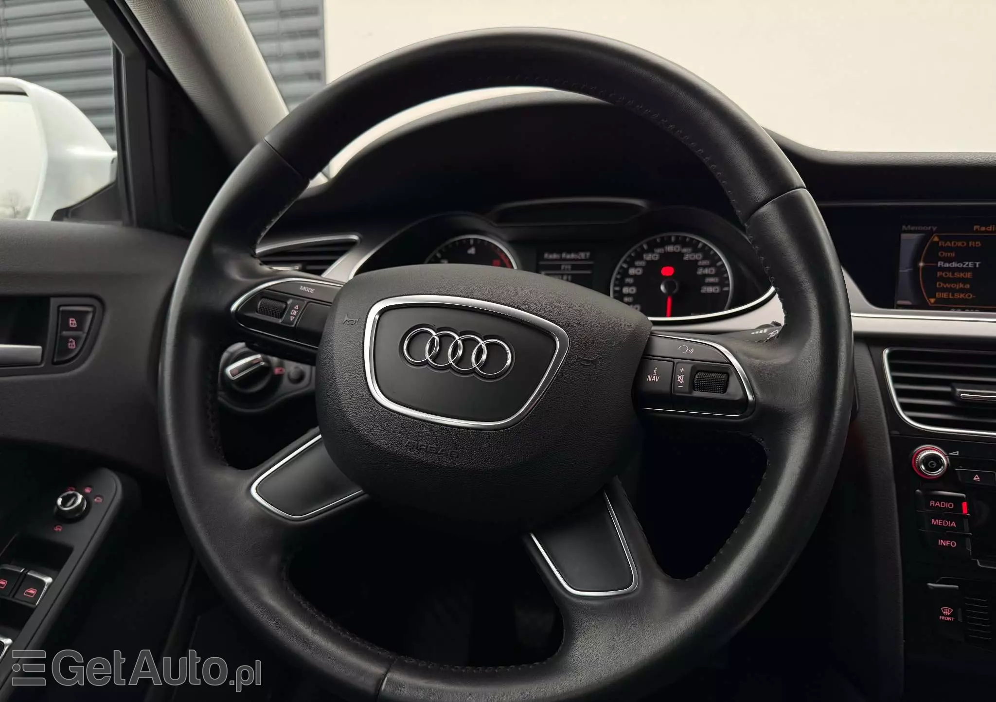 AUDI A4 Avant 2.0 TDI DPF Attraction