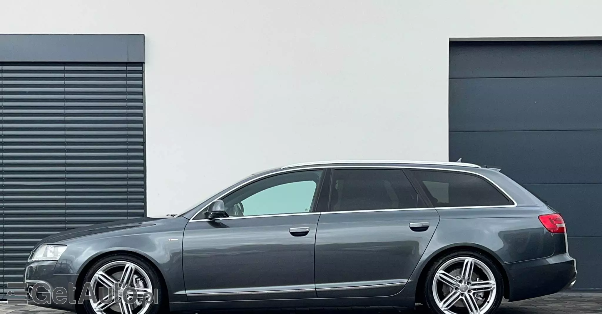 AUDI A6 Avant 3.0 TDI DPF quattro tiptronic