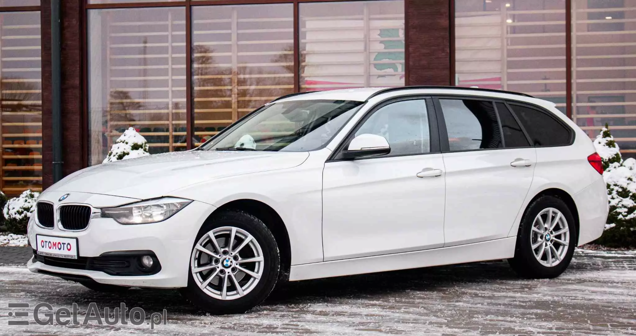 BMW Seria 3 318d Sport Line