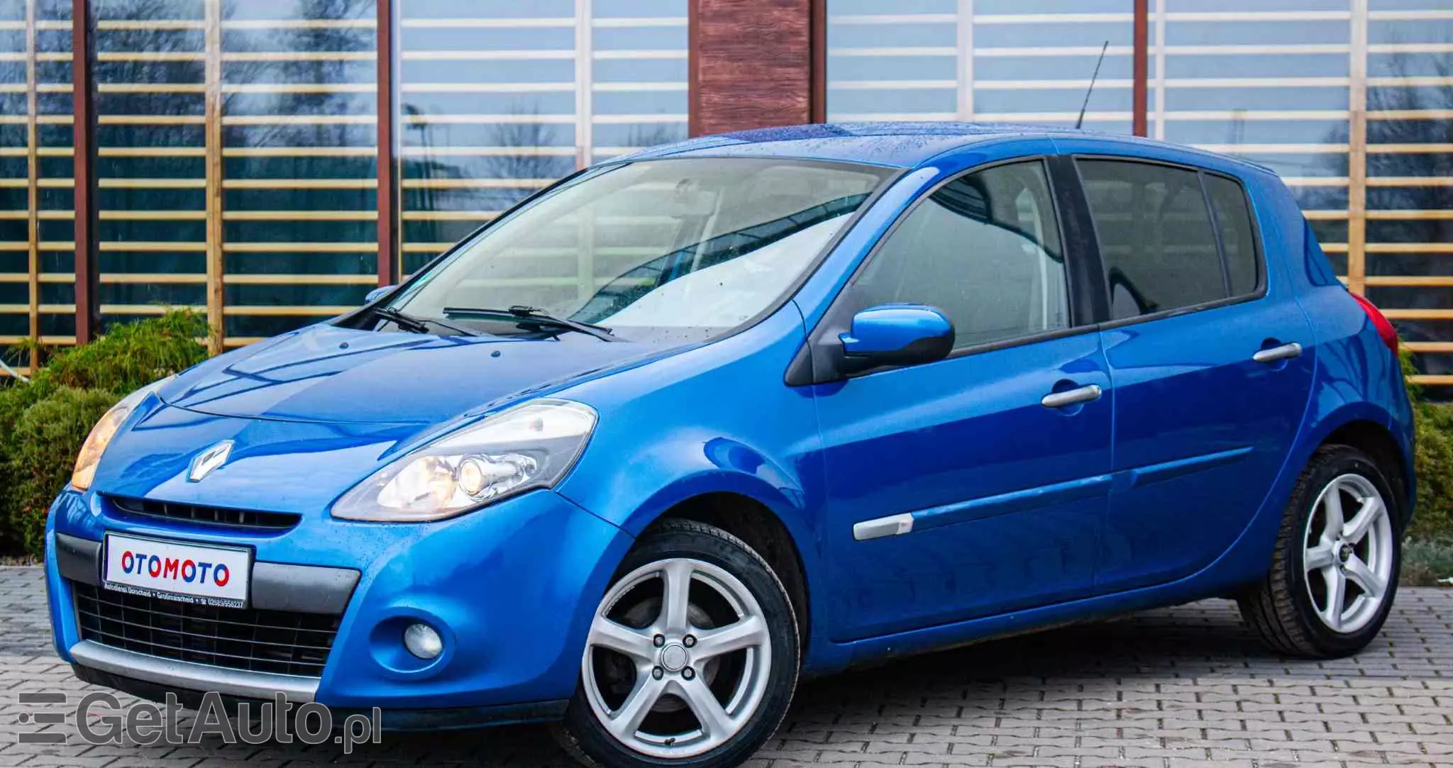 RENAULT Clio 1.2 16V TCE Alize