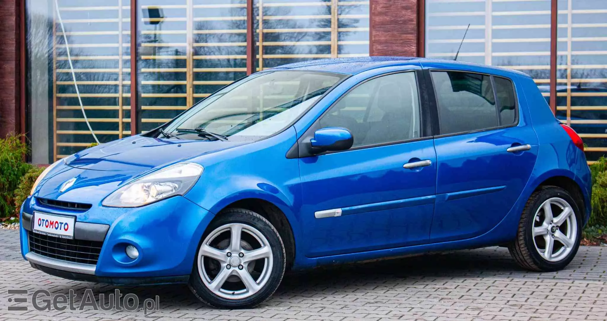 RENAULT Clio 1.2 16V TCE Alize