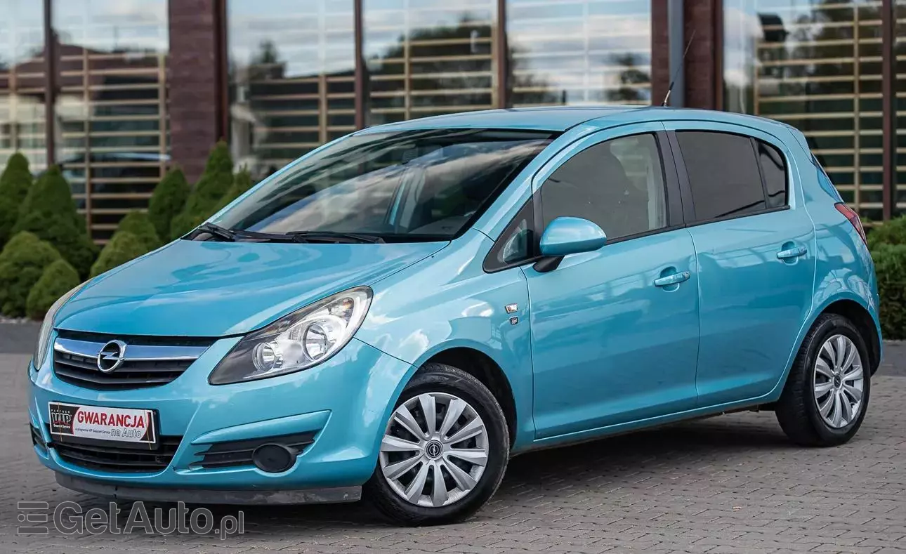 OPEL Corsa 1.2 16V Cosmo