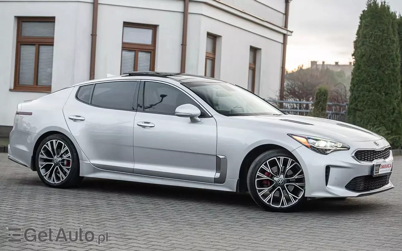 KIA Stinger 2.0 T-GDI GT Line