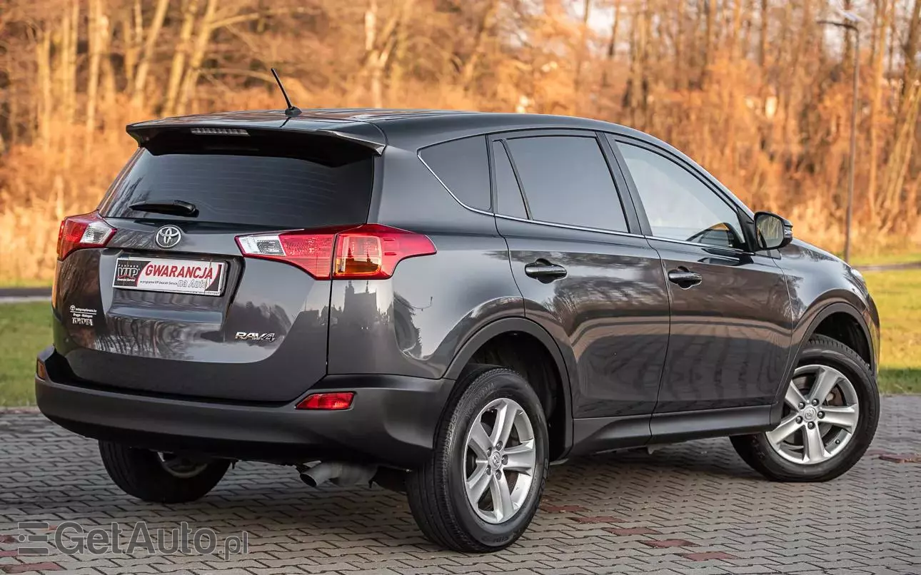 TOYOTA RAV4 2.0 D-4D Prestige