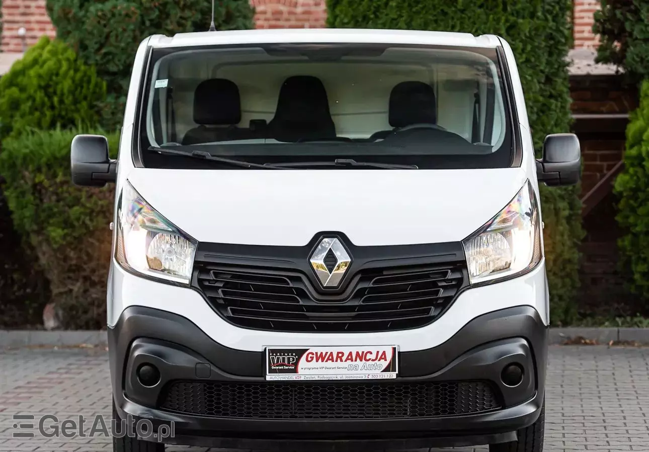 RENAULT Trafic 