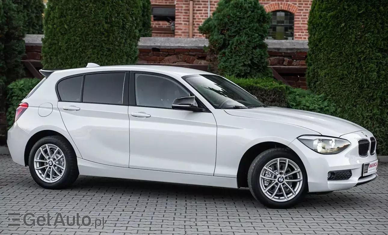 BMW Seria 1 116i Sport Line