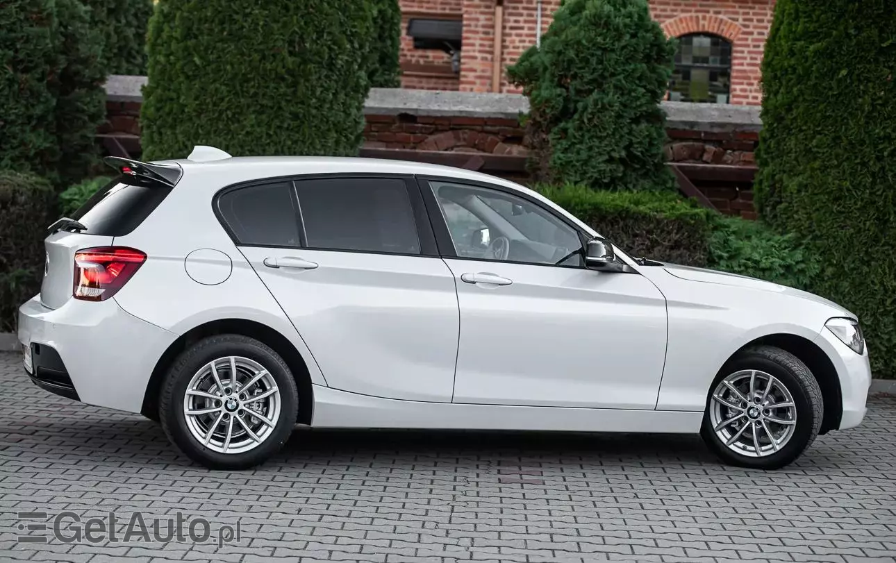 BMW Seria 1 116i Sport Line