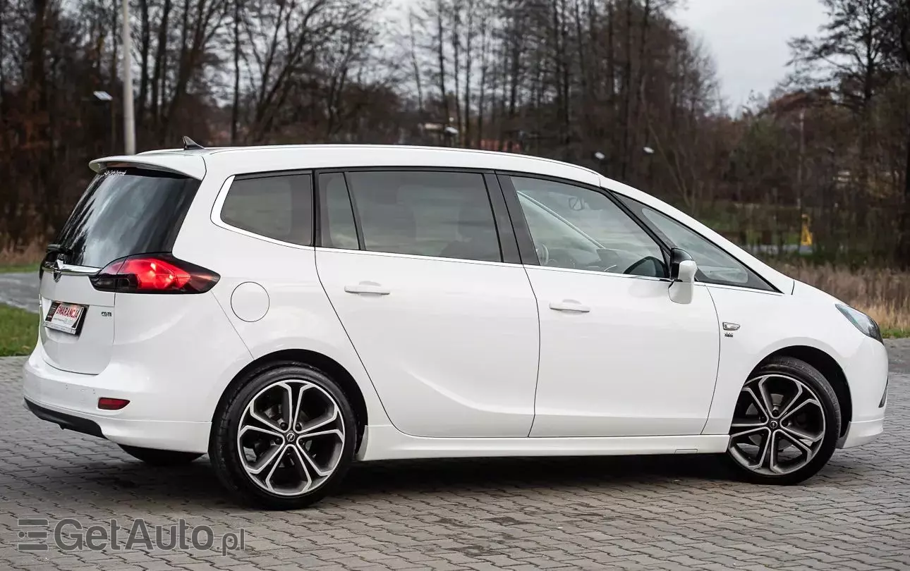 OPEL Zafira 