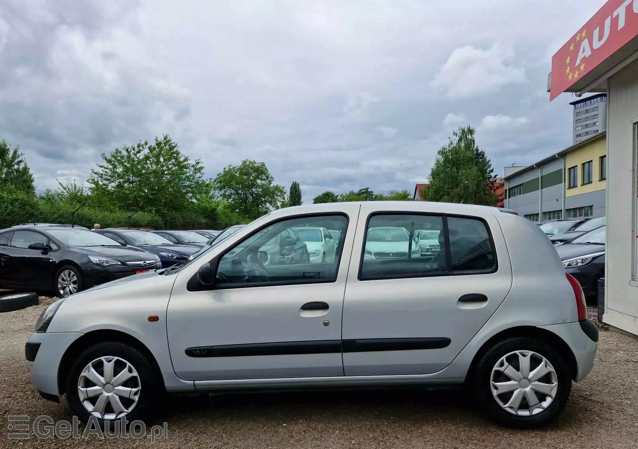 RENAULT Clio 1.2 16V Authentique