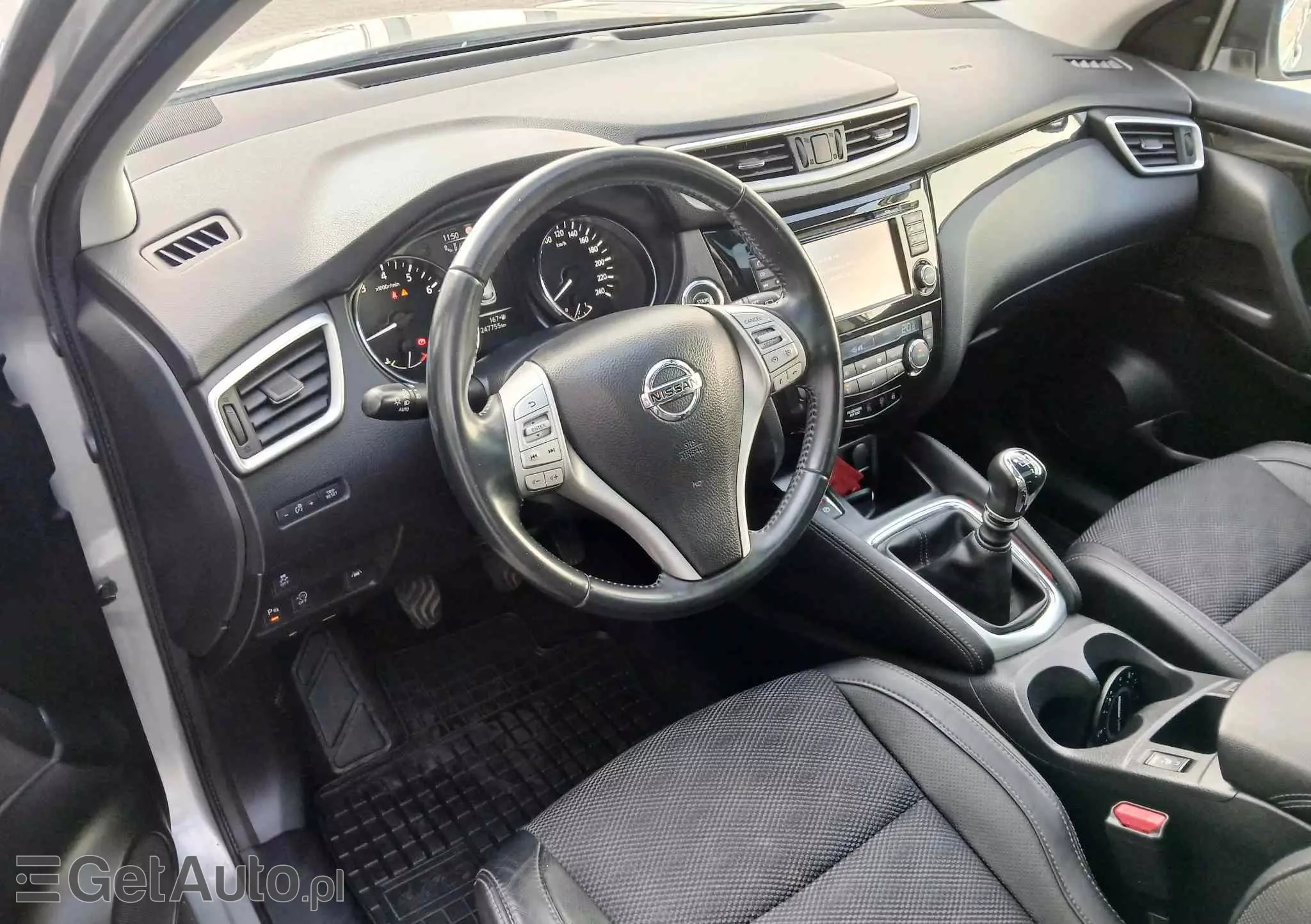 NISSAN Qashqai 1.6 DIG-T Tekna